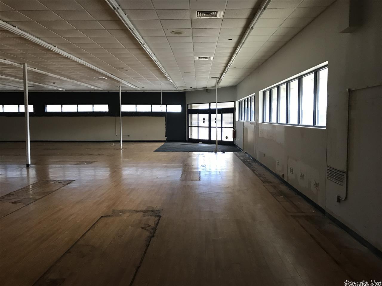 Brummett - Commercial Sale