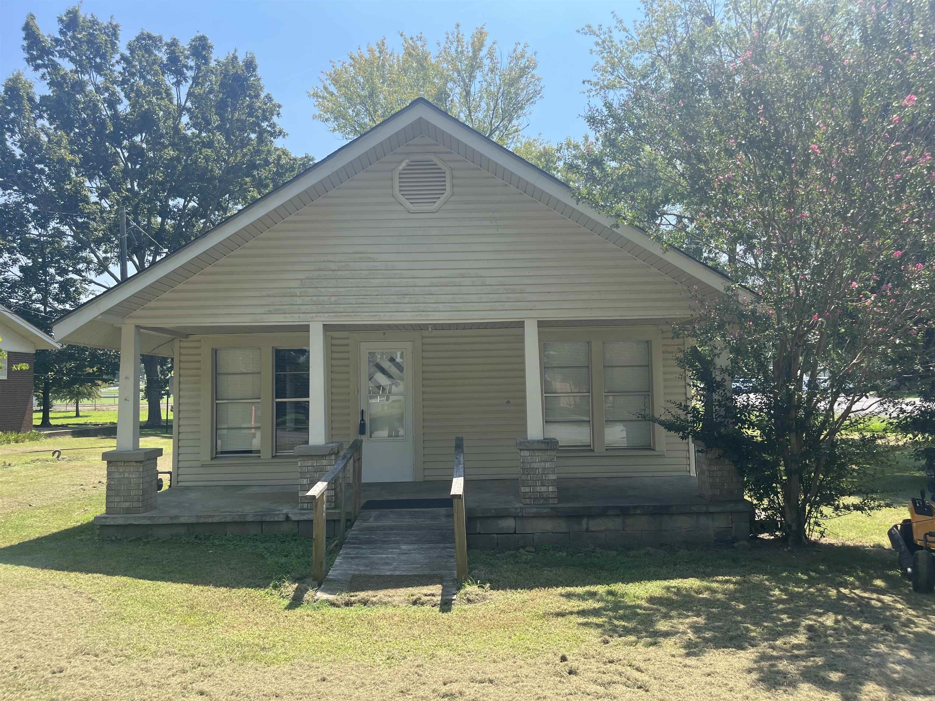 Clinton Original - Residential