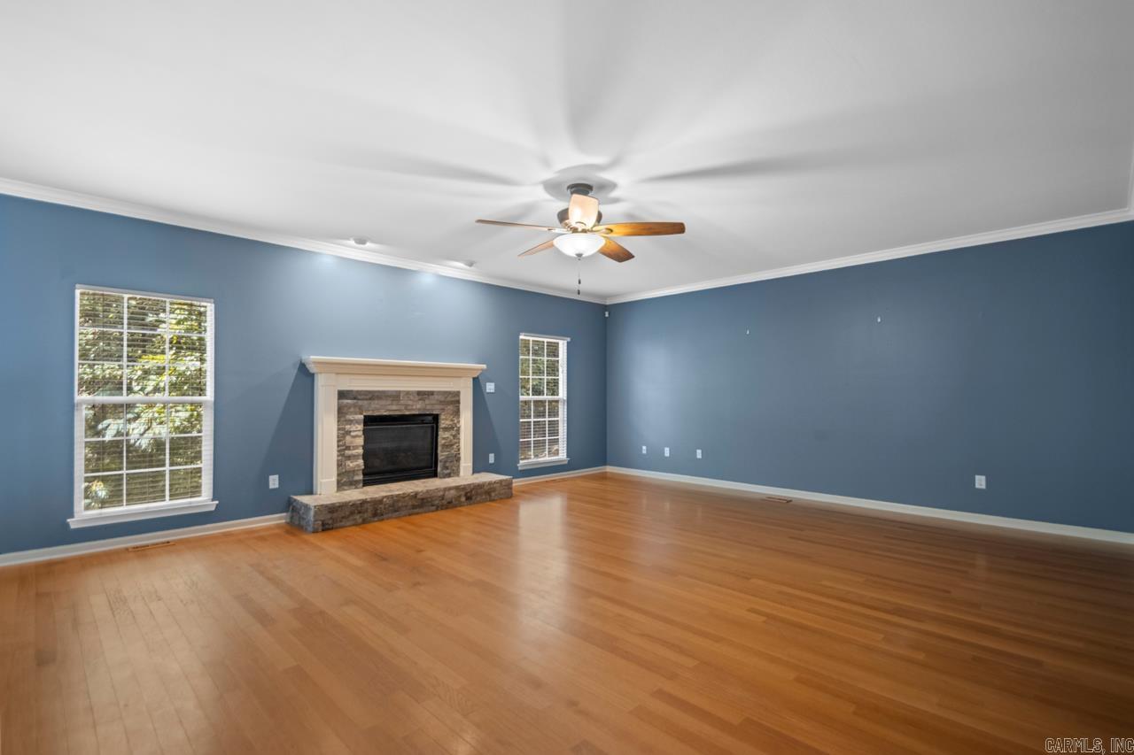 RIVER OAKS POINTE - Residential