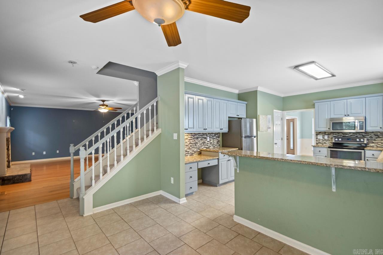 RIVER OAKS POINTE - Residential
