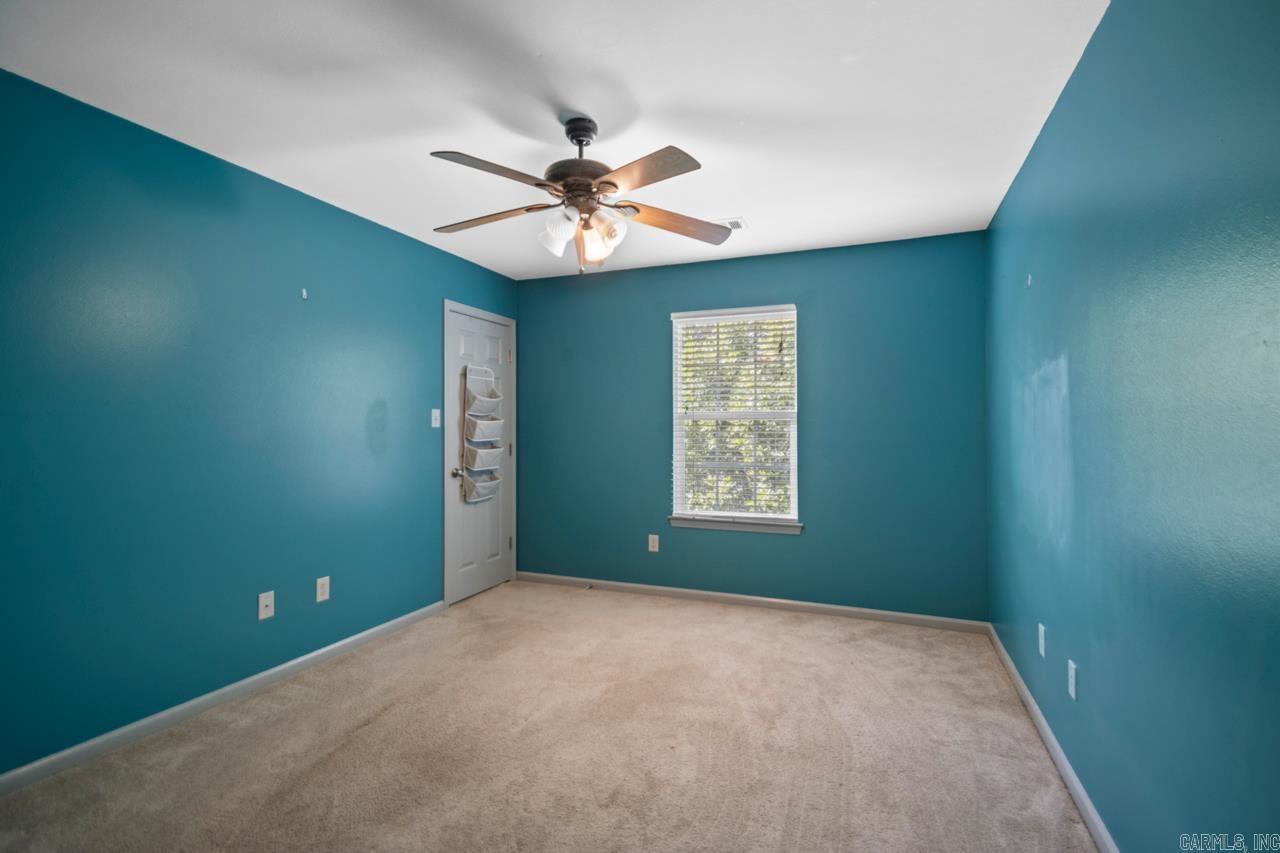 RIVER OAKS POINTE - Residential