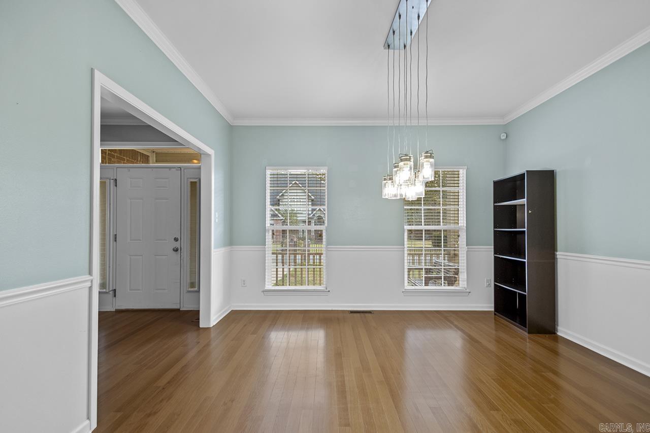 RIVER OAKS POINTE - Residential