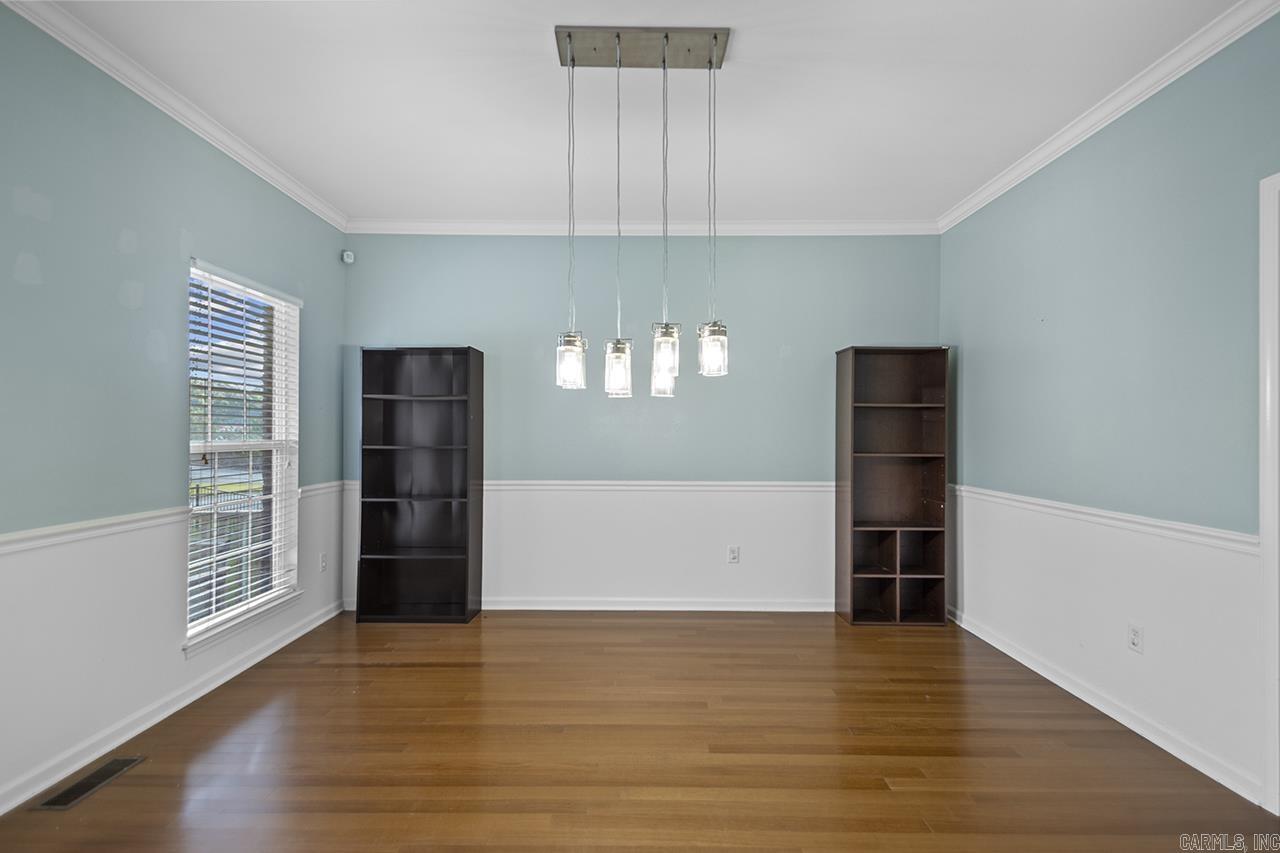 RIVER OAKS POINTE - Residential