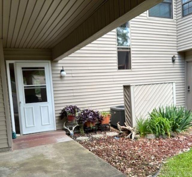 LAKEWOOD HILLS CONDO - Residential
