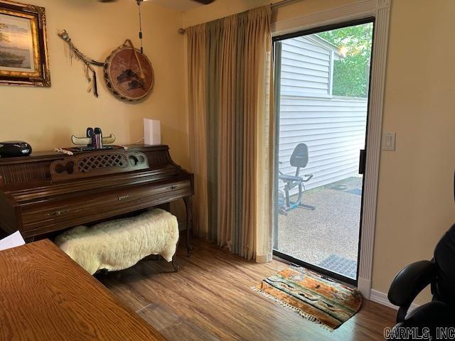 LAKEWOOD HILLS CONDO - Residential