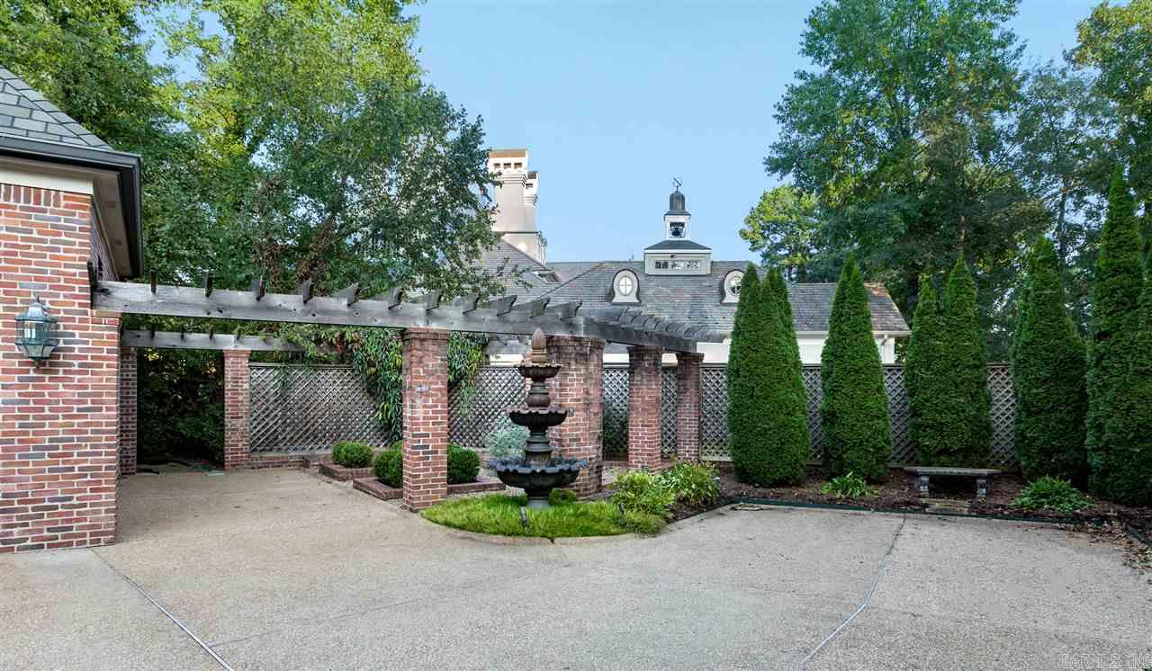 CHENAL VALLEY CHENAL CIRCLE - Residential