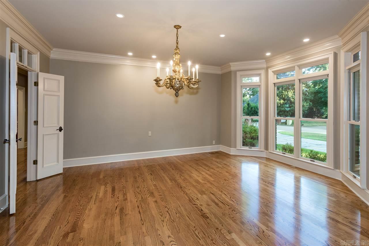 CHENAL VALLEY CHENAL CIRCLE - Residential