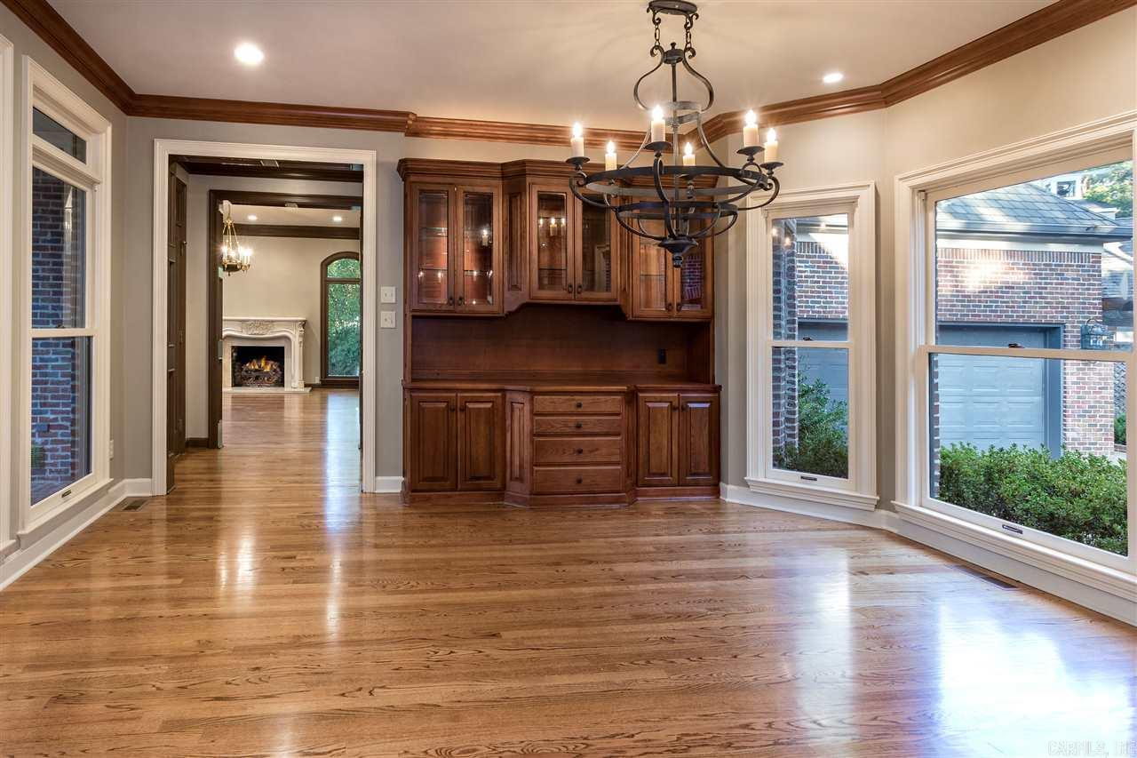 CHENAL VALLEY CHENAL CIRCLE - Residential