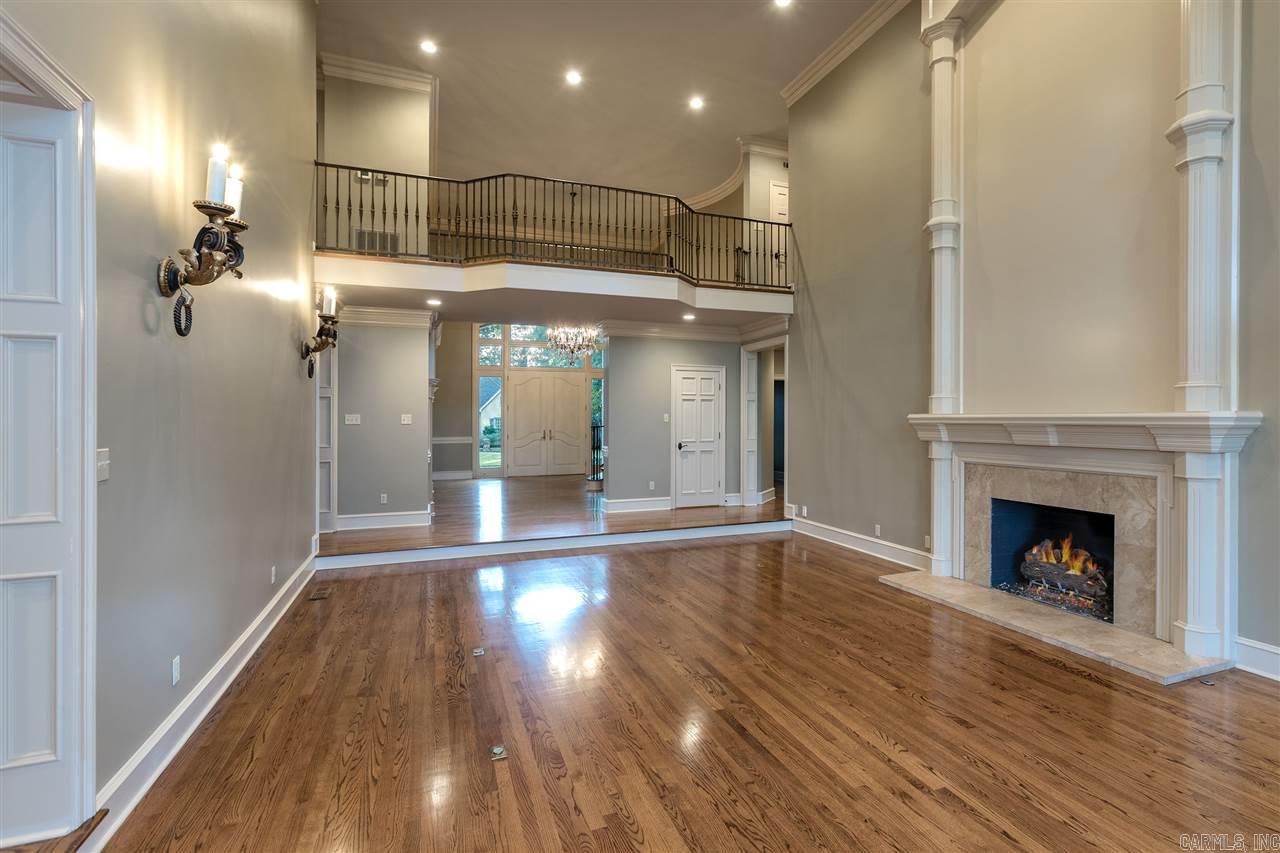 CHENAL VALLEY CHENAL CIRCLE - Residential