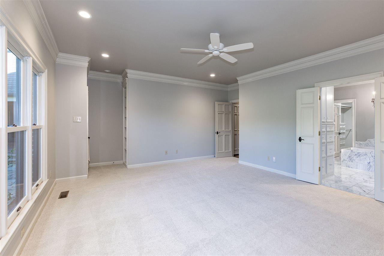 CHENAL VALLEY CHENAL CIRCLE - Residential