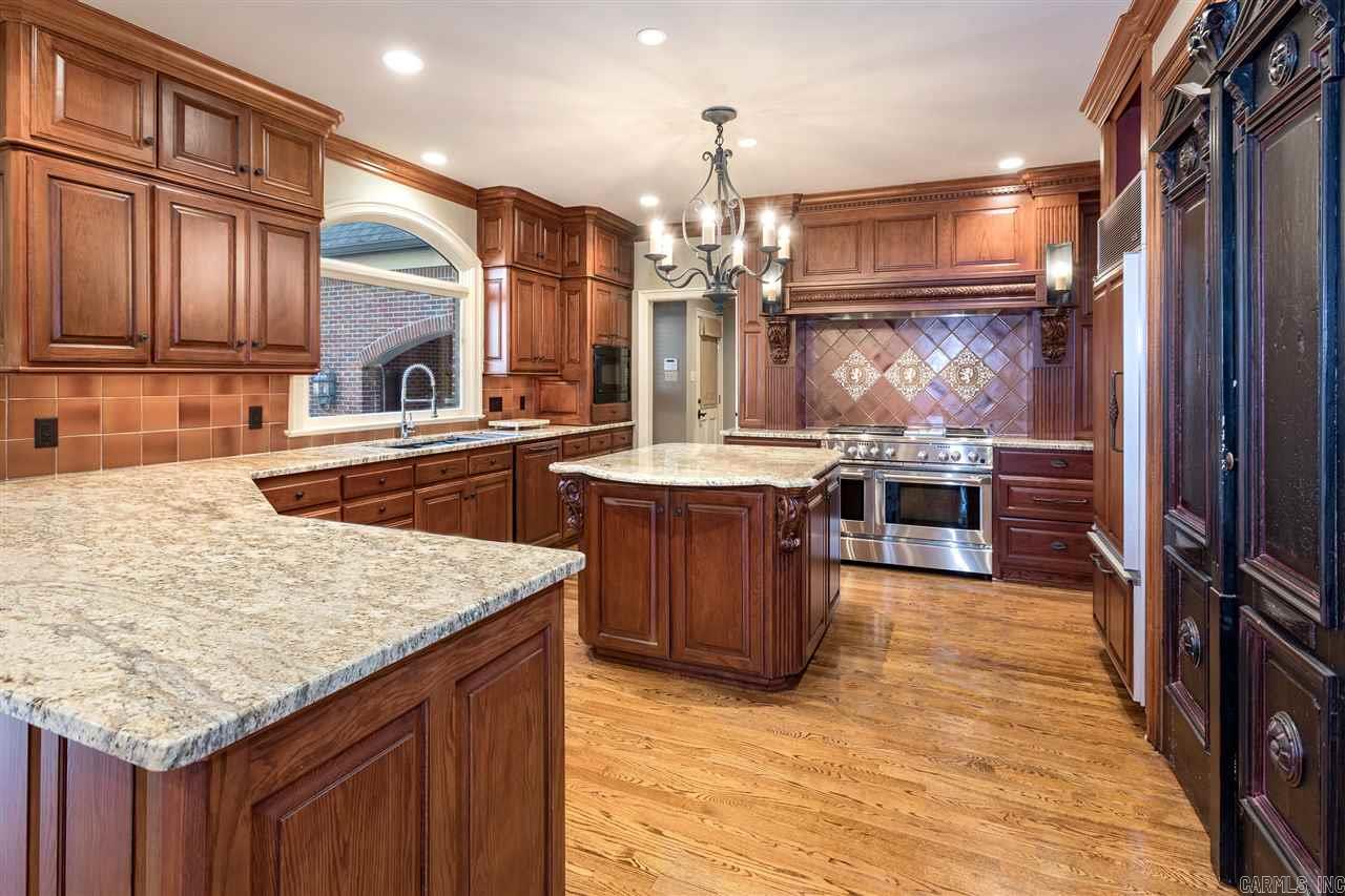 CHENAL VALLEY CHENAL CIRCLE - Residential