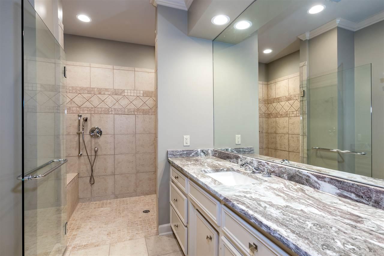 CHENAL VALLEY CHENAL CIRCLE - Residential