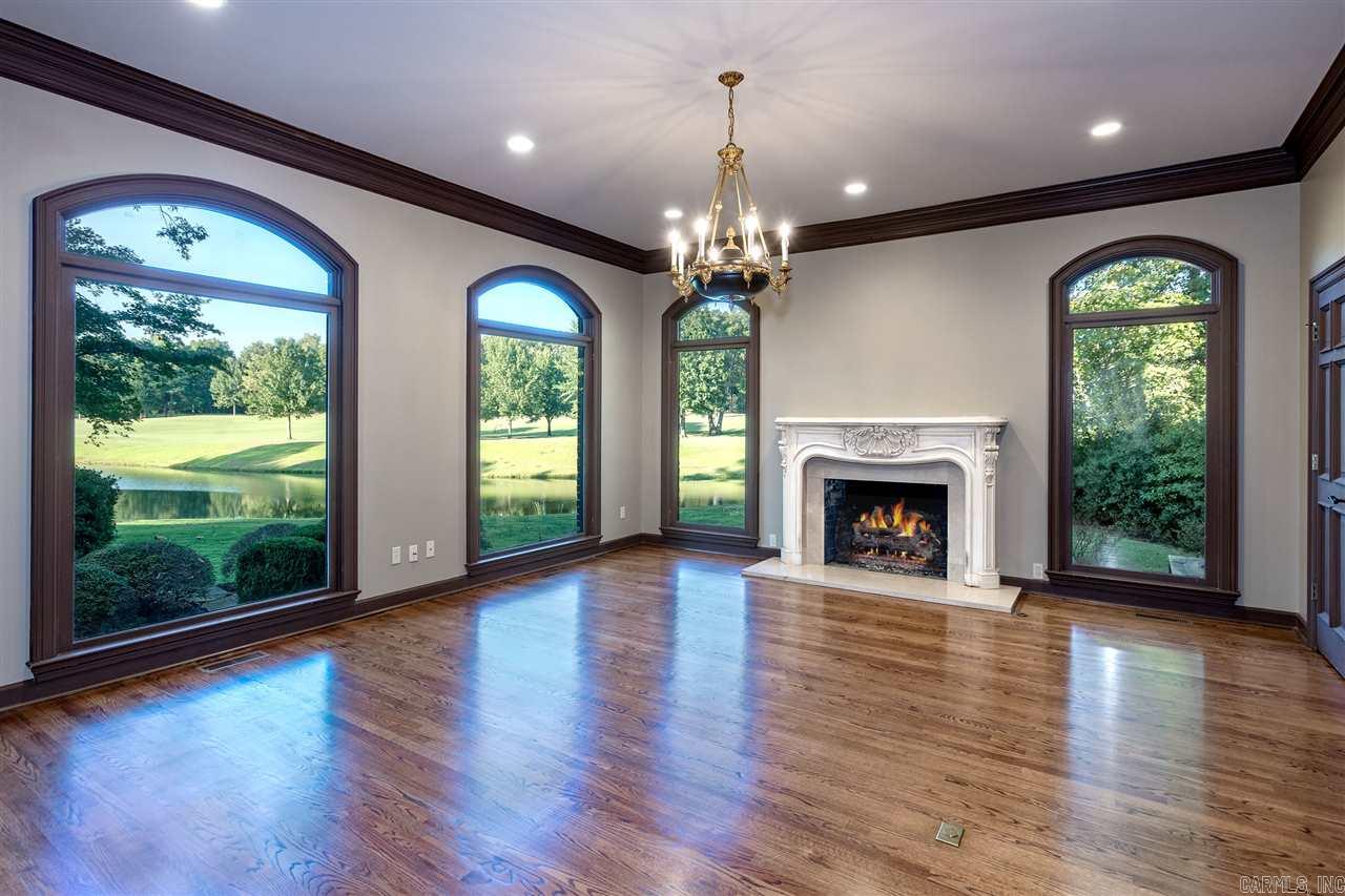 CHENAL VALLEY CHENAL CIRCLE - Residential