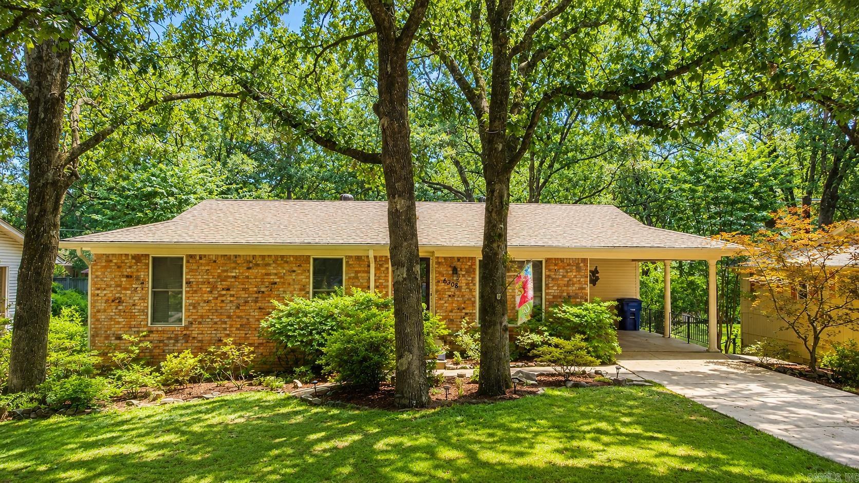 INDIAN HILLS - Residential