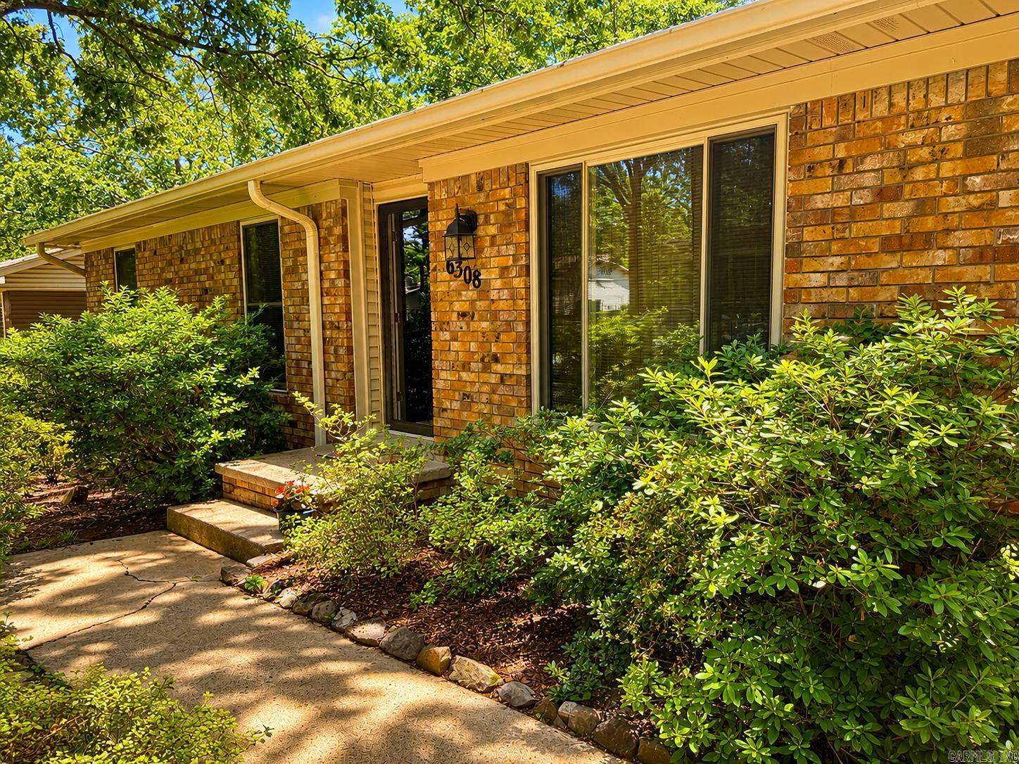 INDIAN HILLS - Residential