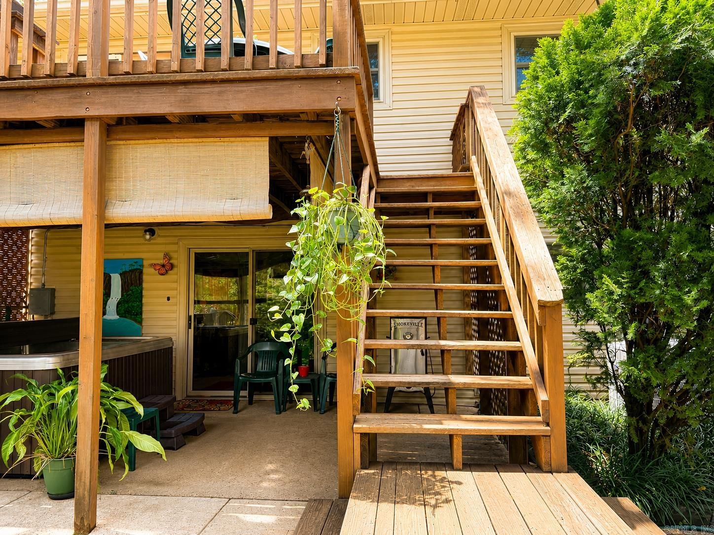 INDIAN HILLS - Residential