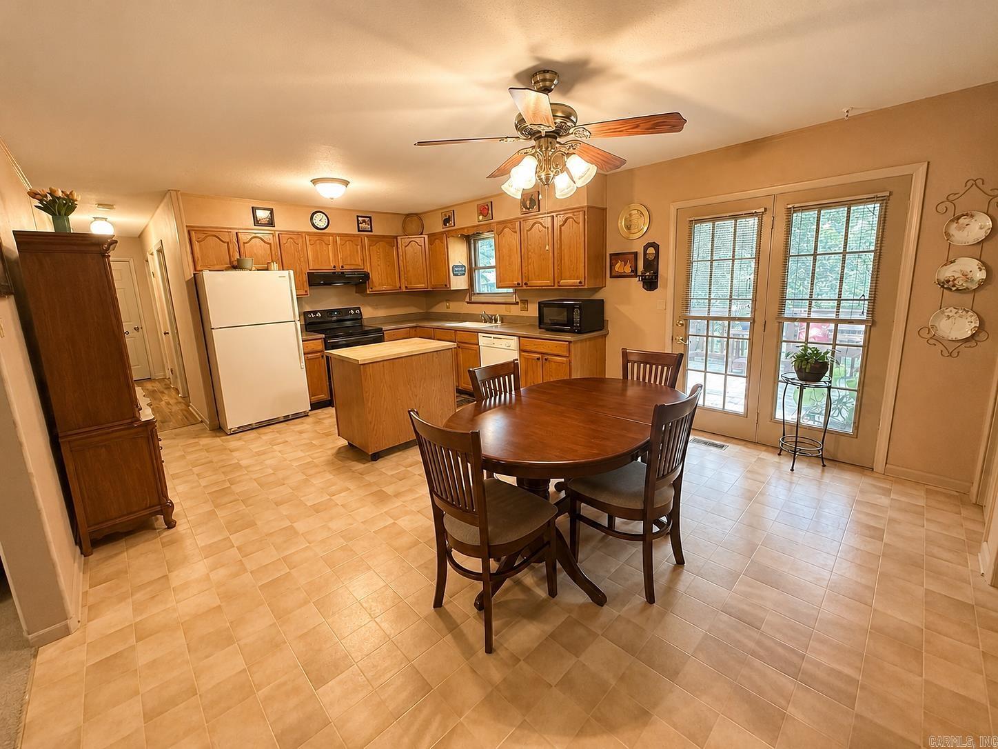 INDIAN HILLS - Residential