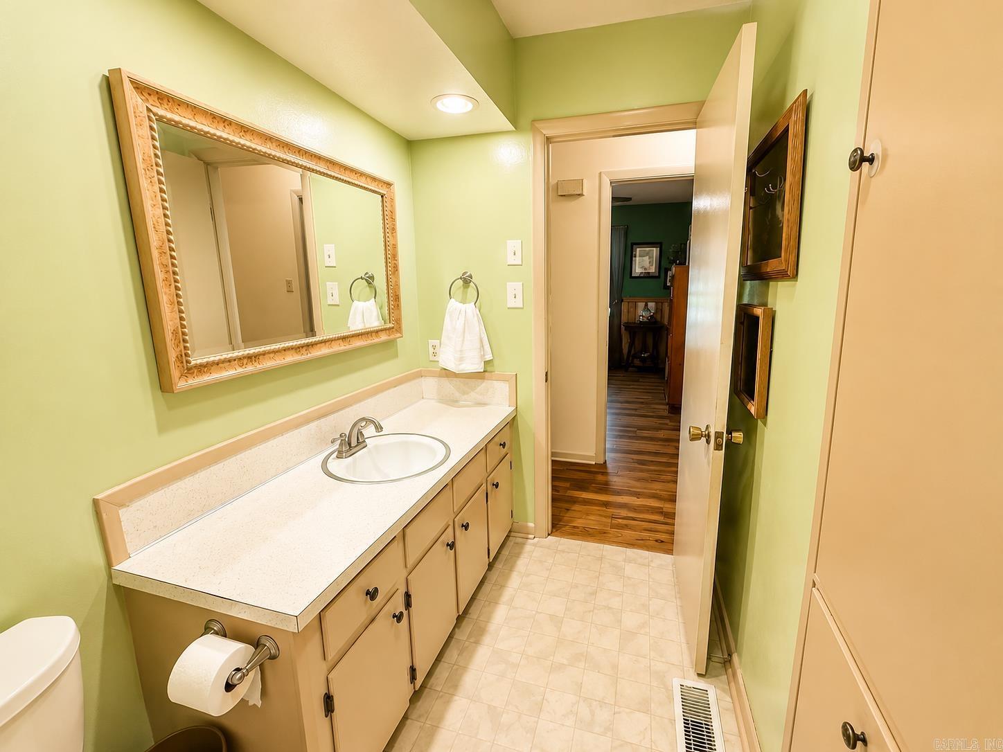 INDIAN HILLS - Residential