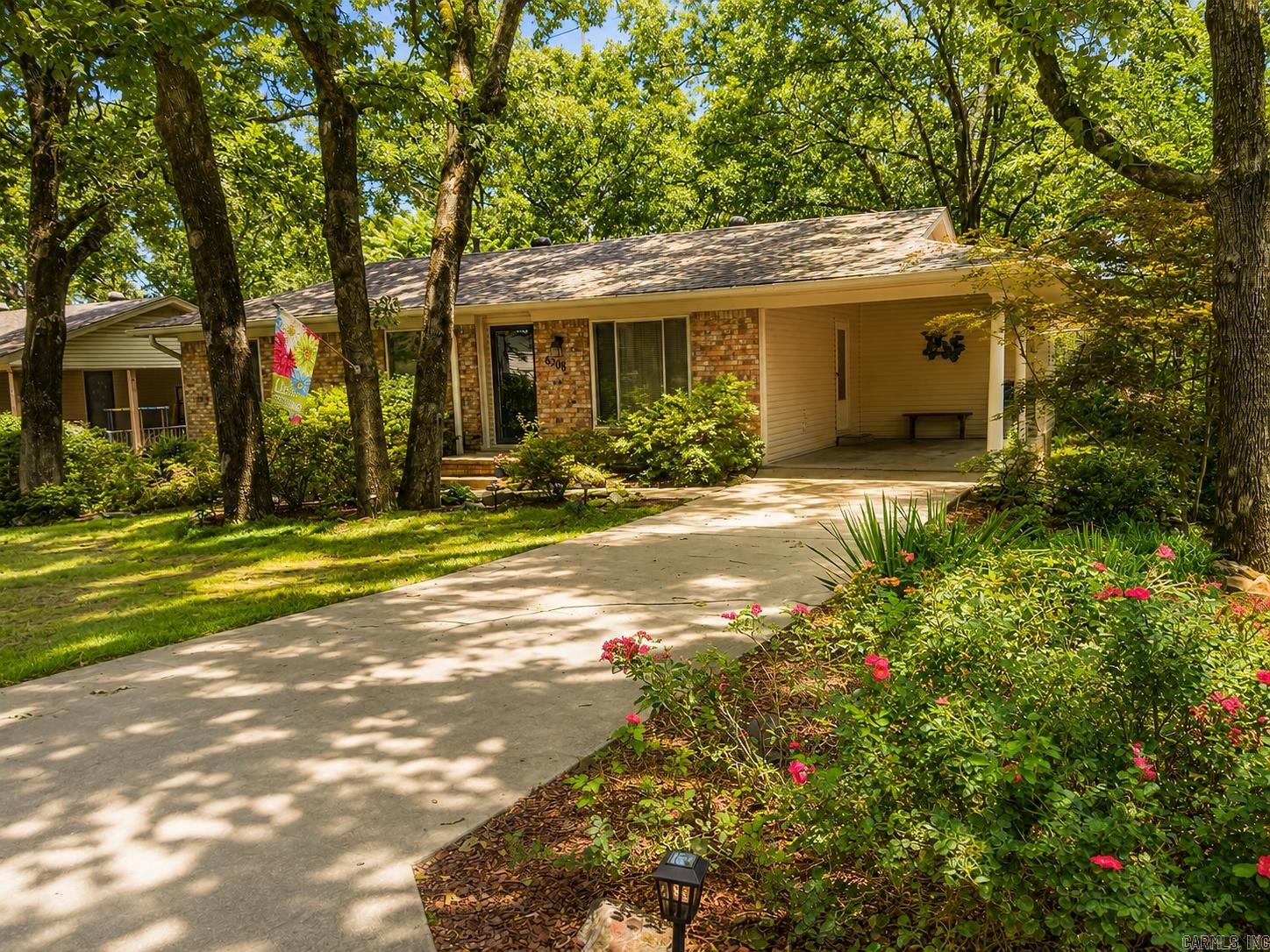 INDIAN HILLS - Residential