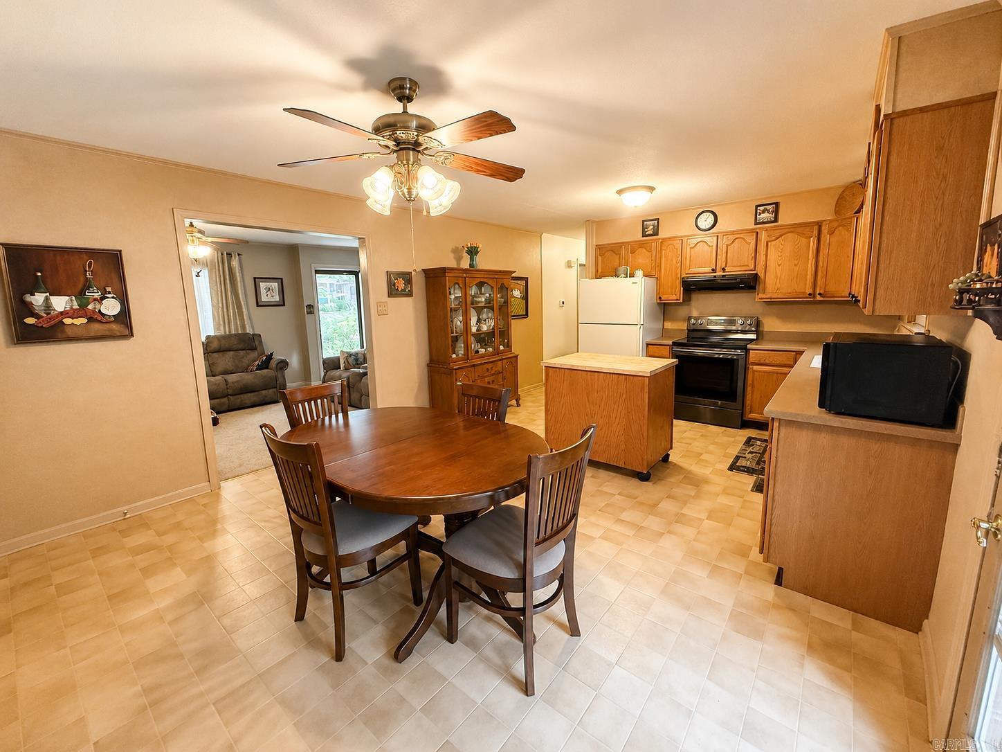 INDIAN HILLS - Residential