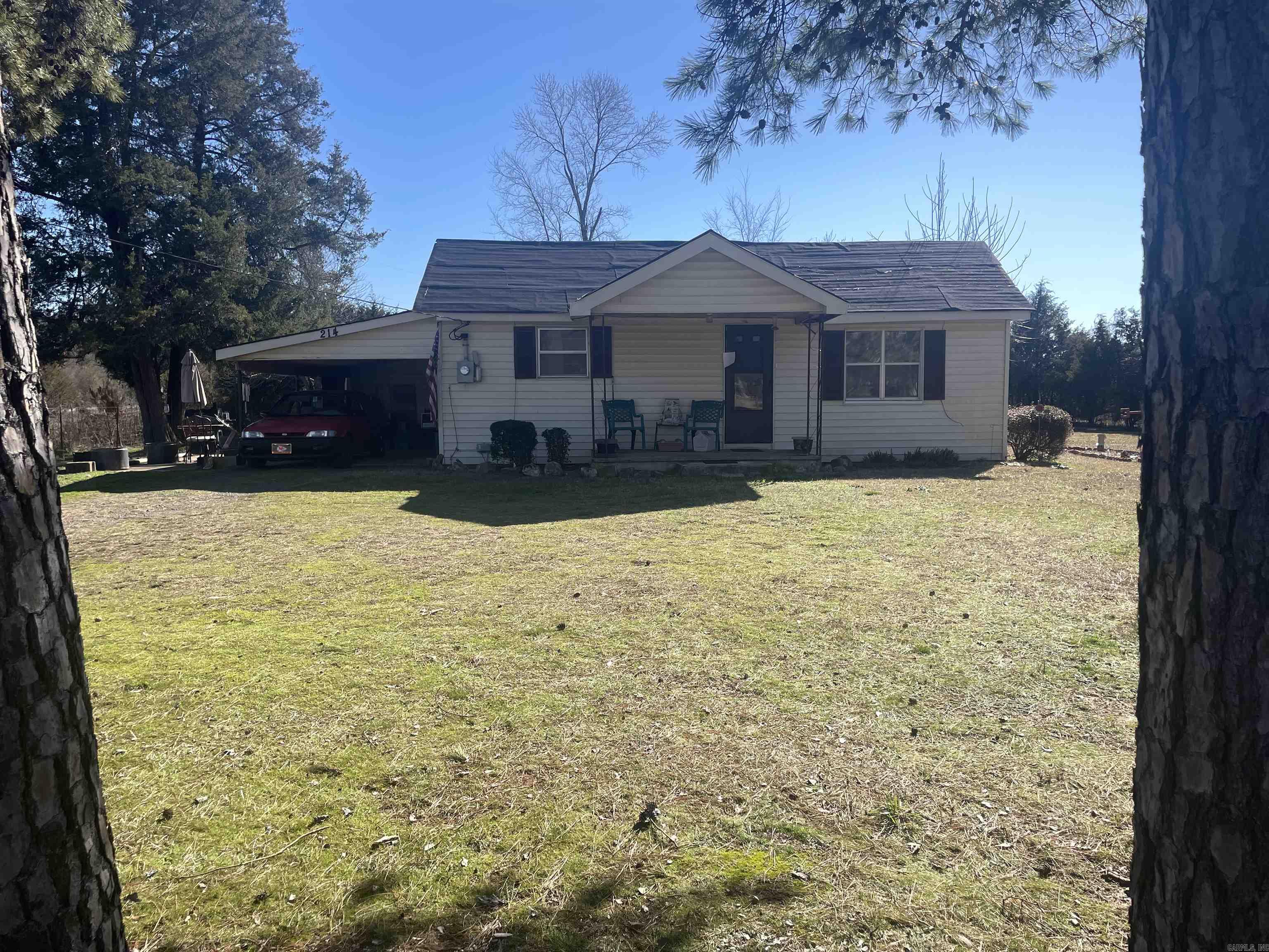 This home sits a nice piece of land with a beautiful large yard. This nice cute home just need a little TLC .Just Right out side of the city but less than 10 mintues away from Midtown. Come see this beautiful landscape, the seller is motivated looking to sale. Cash Offers only “being sold as-is” ( agents see remarks)