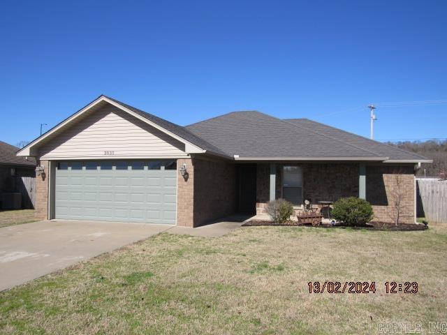 Well maintained 3-bedroom home that offers a split bedroom plan, large family room with box ceilings, large kitchen with all kitchen appliances including refrigerator, 2-inch blinds throughout, separate laundry room with washer & dryer provided for convenience purposes only, large fenced yard with oversized patio, 2 car garage, all electric home. Pets are negotiable with a non-refundable pet fee. ***PLEASE NOTE WE DO NOT ADVERTISE ON CRAIGSLIST OR FACEBOOK MARKETPLACE. ANY LISTING OF OURS SEEN IS A SCAM!!!***