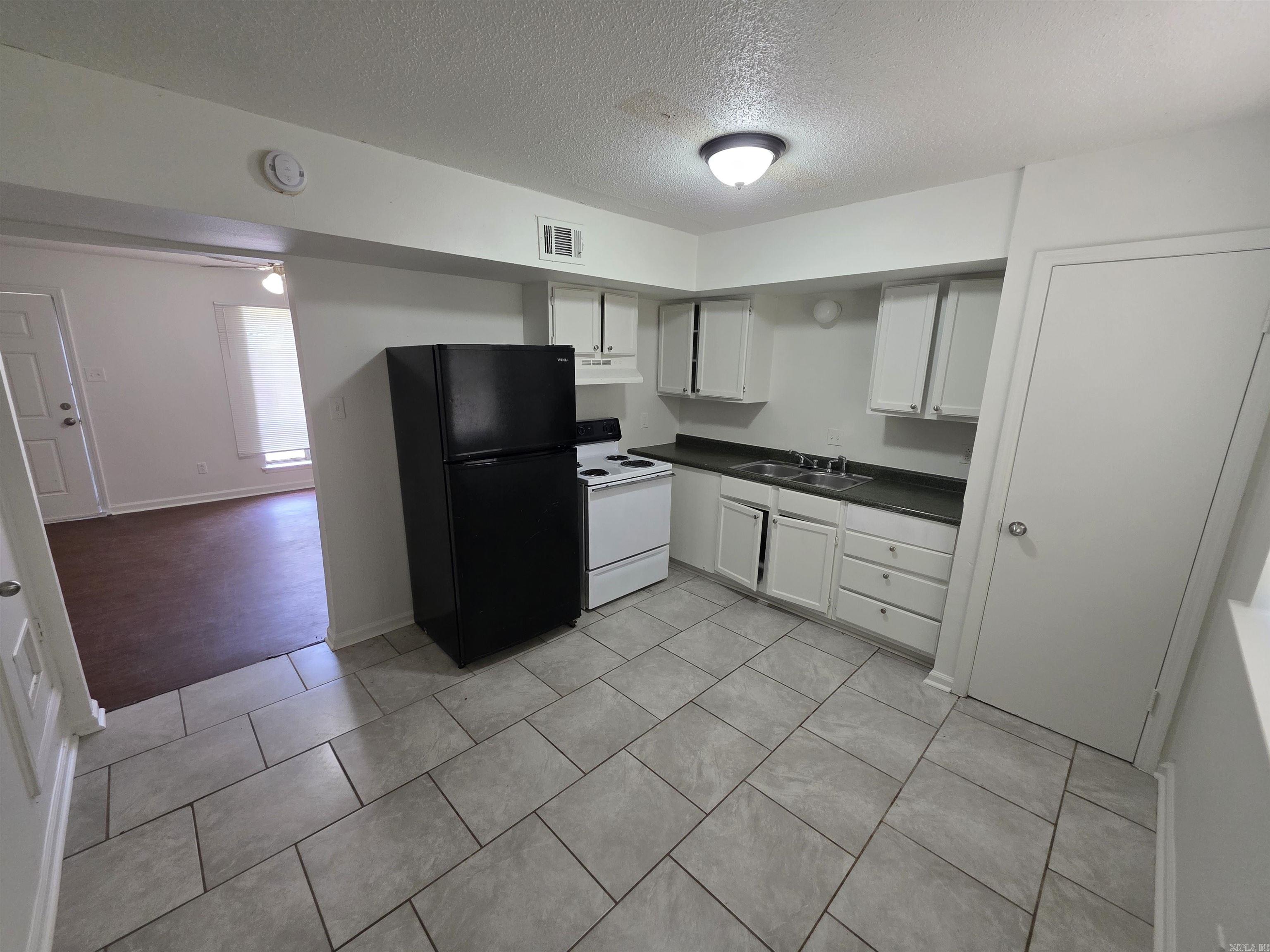 Mc Clellan - Residential Lease