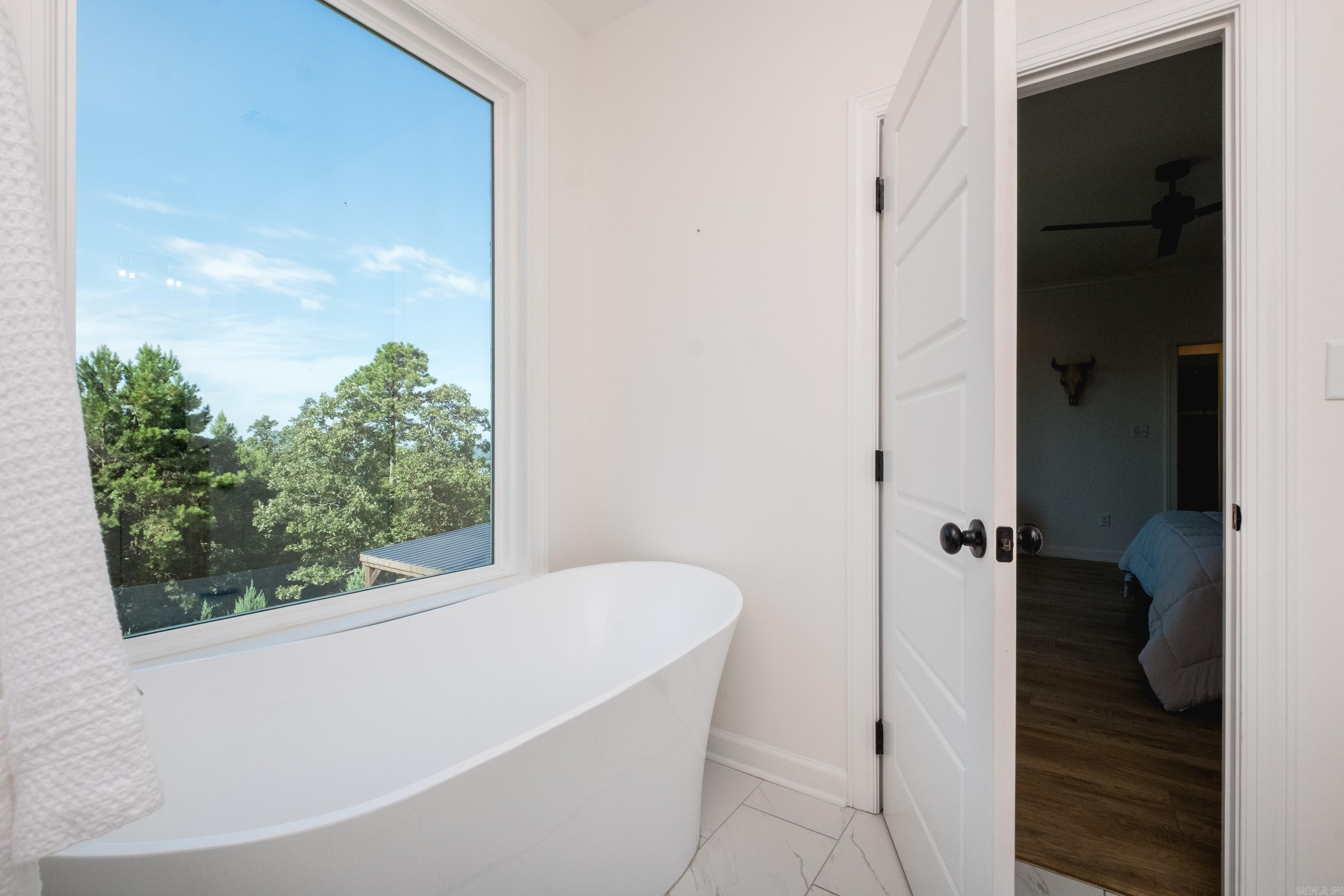MOUNTAIN CREST ESTATES - Residential