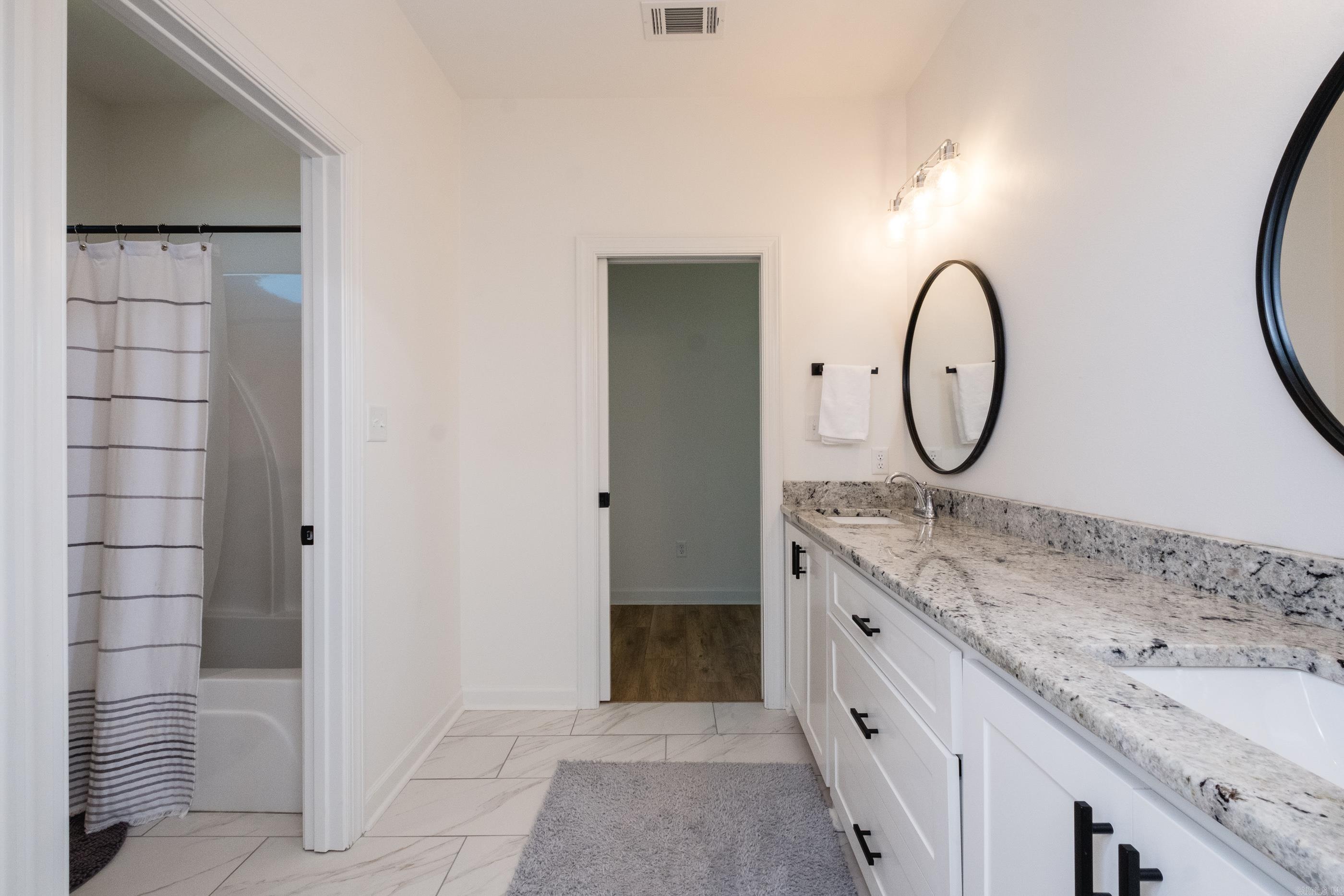MOUNTAIN CREST ESTATES - Residential