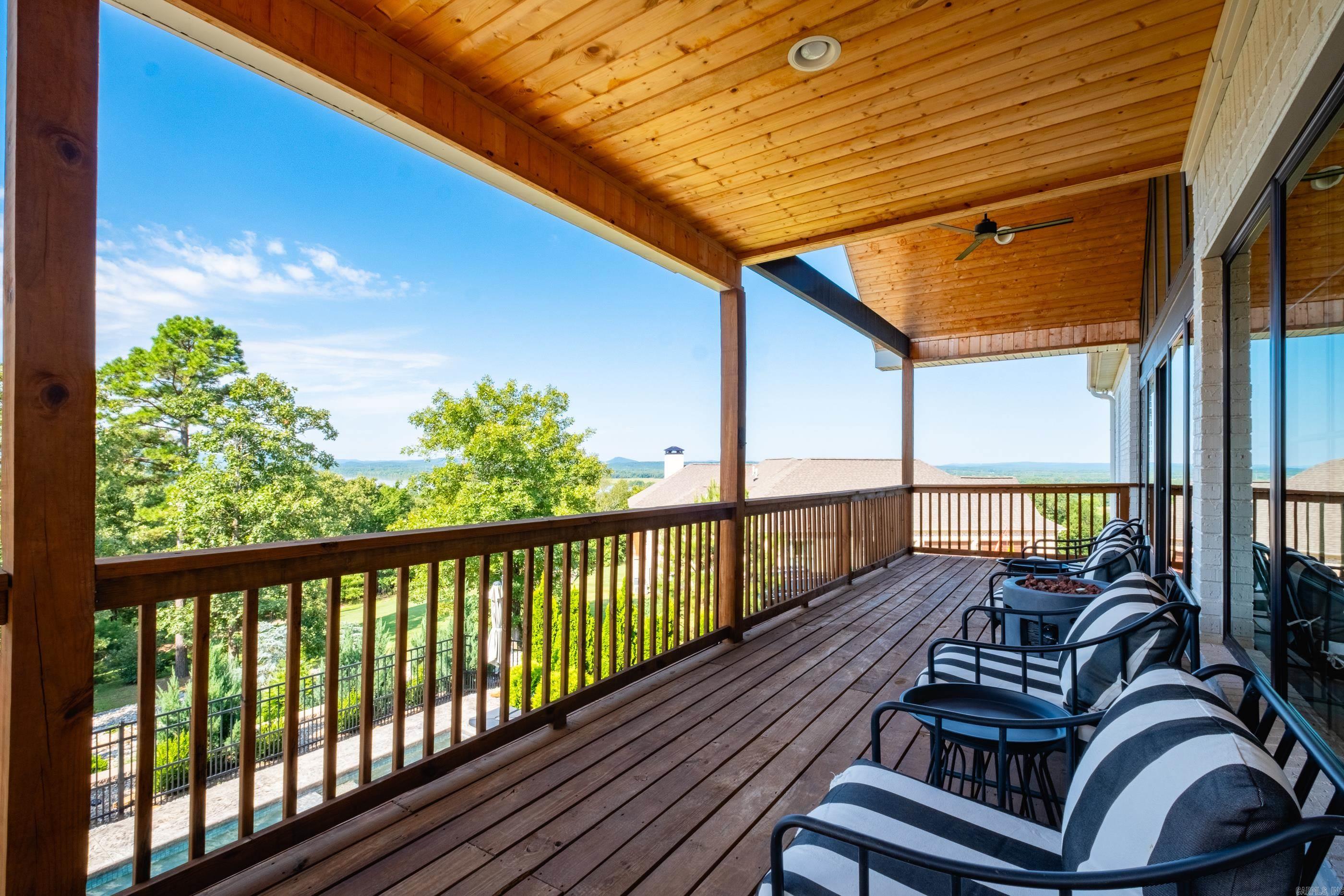 MOUNTAIN CREST ESTATES - Residential