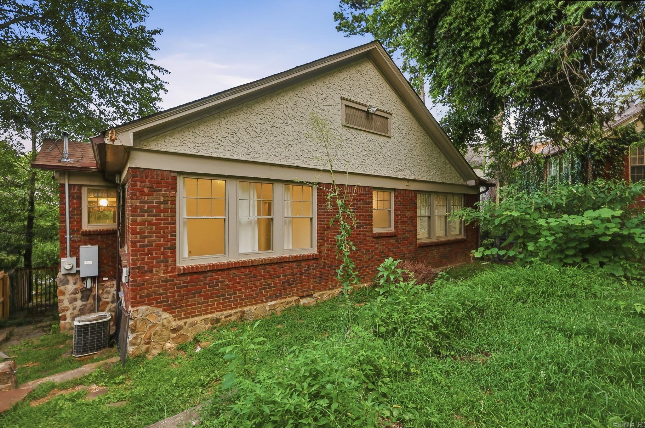 OAKWOOD PLACE - Residential