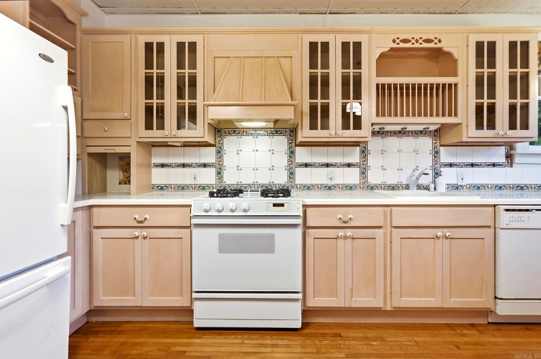 OAKWOOD PLACE - Residential
