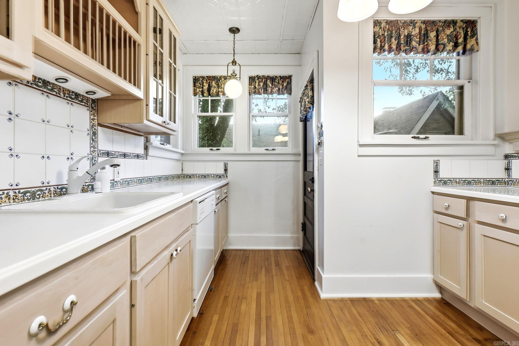 OAKWOOD PLACE - Residential
