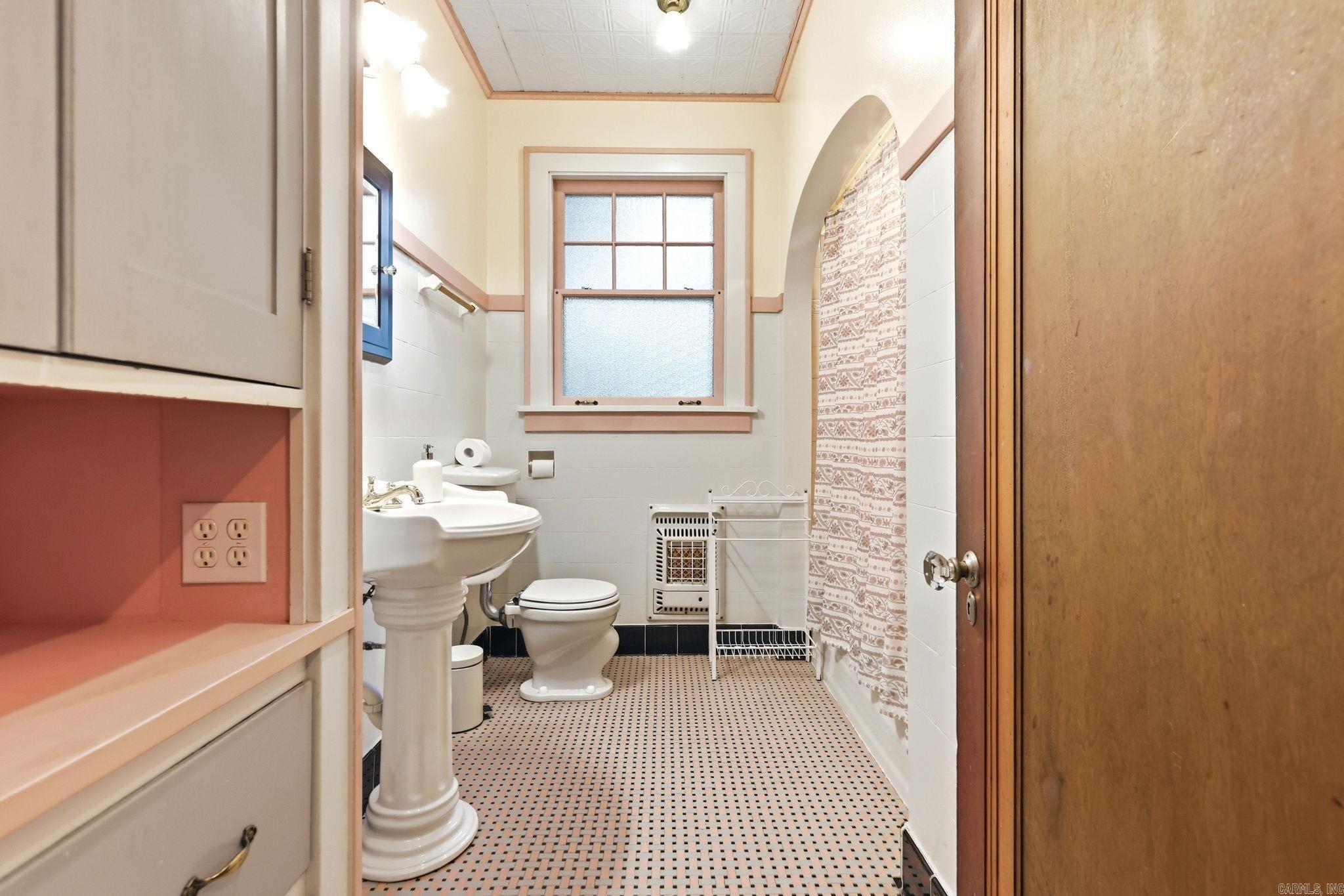 OAKWOOD PLACE - Residential
