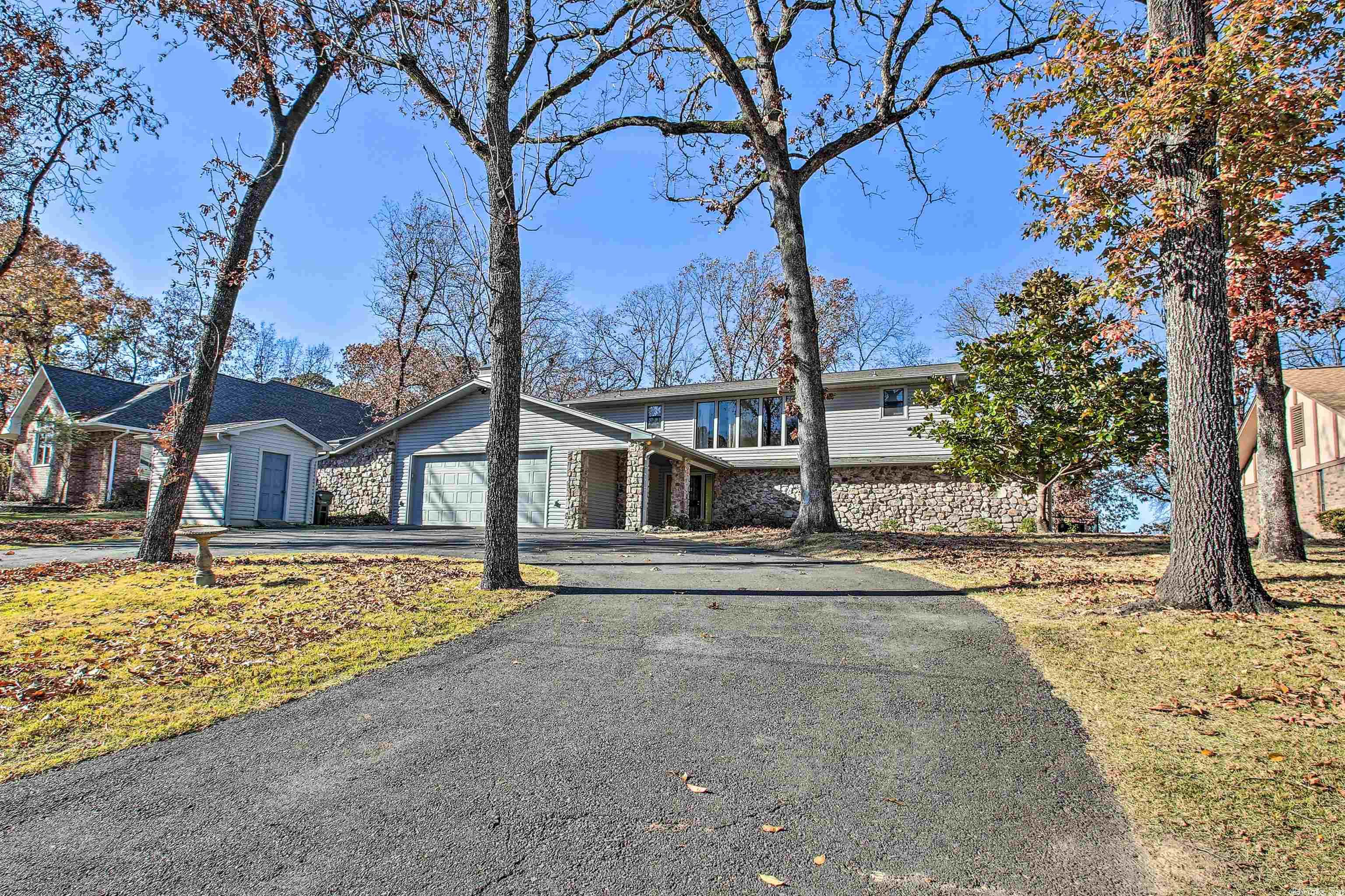 Lake View - Residential