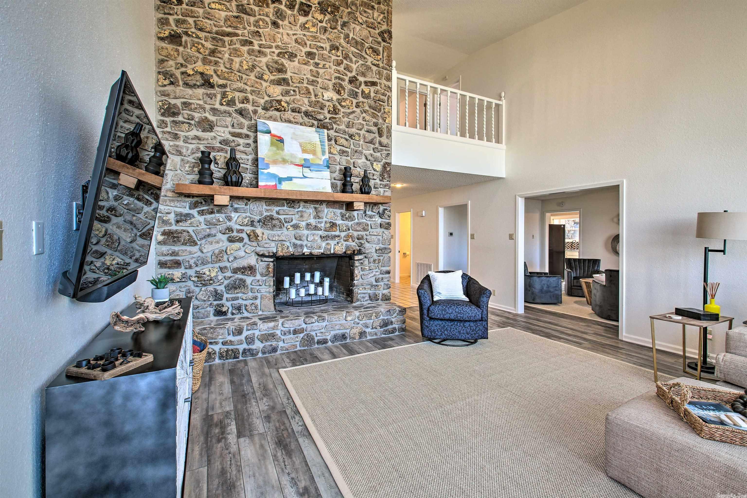 Lake View - Residential