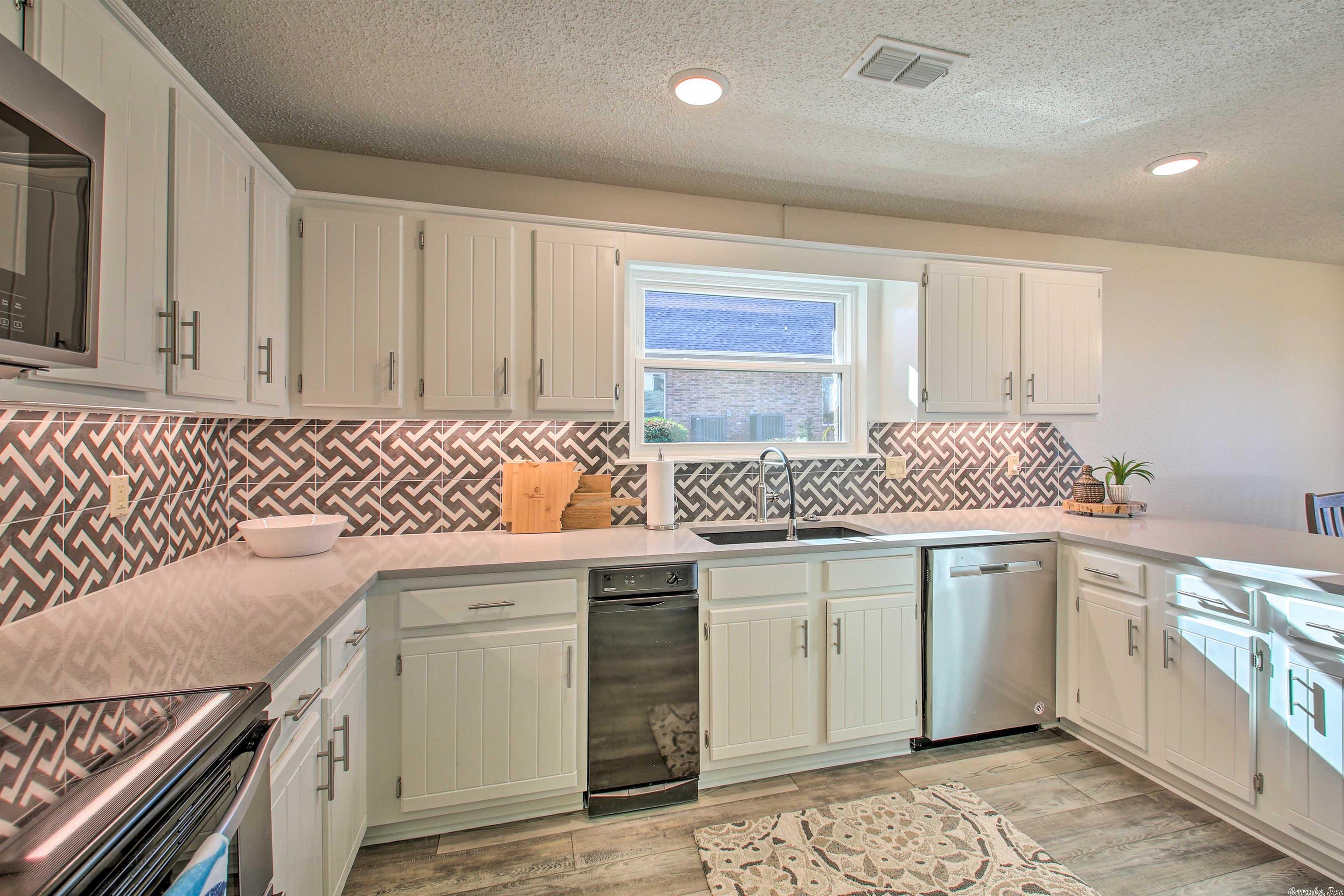 Lake View - Residential