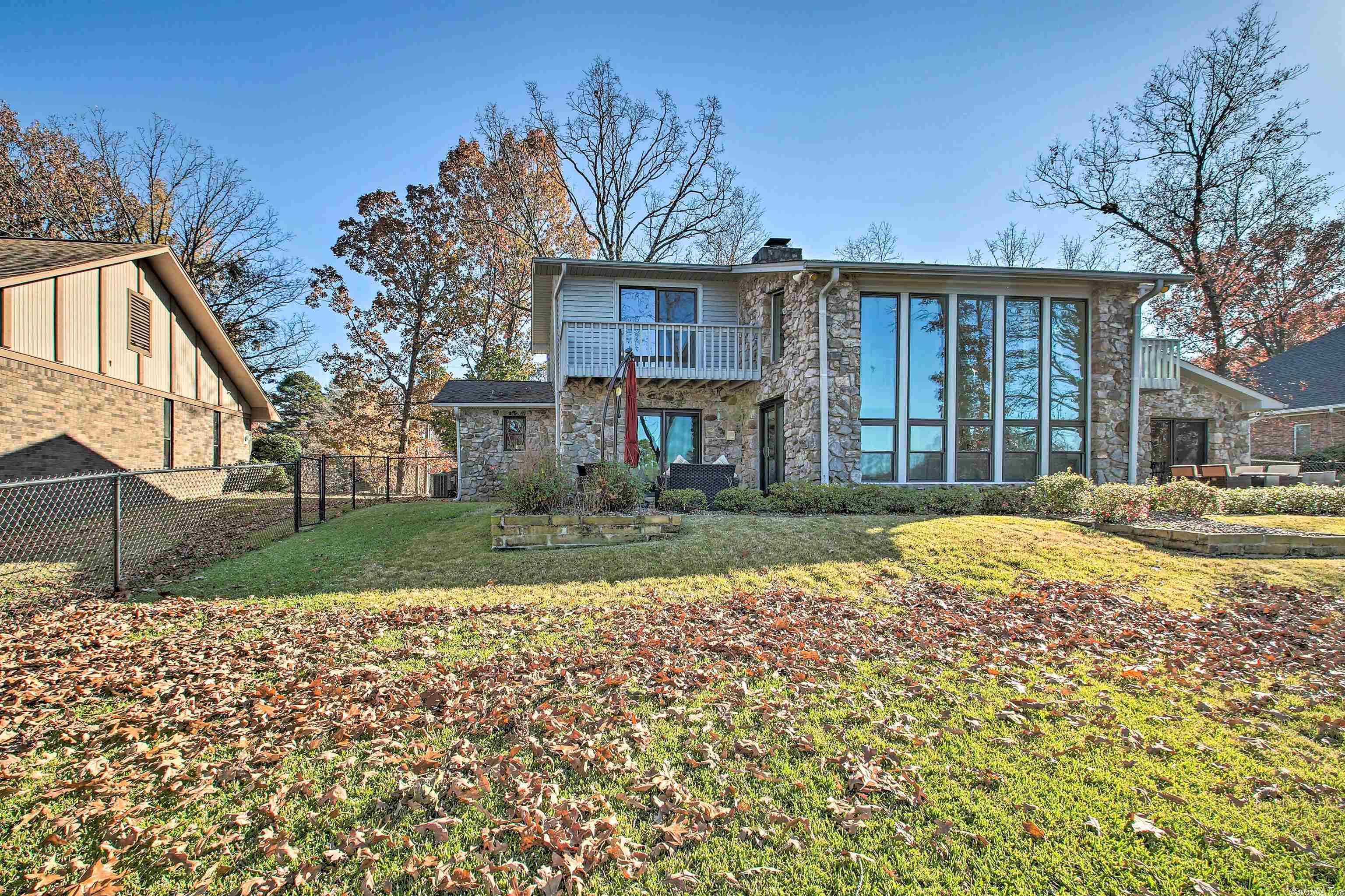 Lake View - Residential