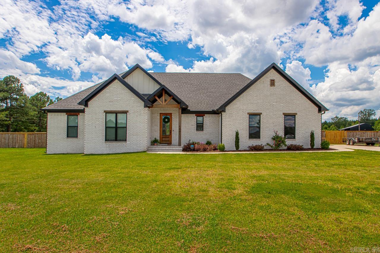 Welcome to 1001 Cambri Lane in Hope Valley Phase 2!  This beautiful 4-bedroom, 2-bath home sits on over 1 acre and offers the space, layout, and privacy today’s buyers are looking for.  Step inside to an open-concept living, kitchen, and dining area — perfect for entertaining and everyday living. The spacious primary suite features a soaking tub, oversized bedroom, and a large walk-through closet that connects directly to the laundry room for added convenience.  On the opposite side of the home, you’ll find three guest bedrooms and a full guest bath, creating a functional split floor plan ideal for families or guests.  Additional highlights include: • Large pantry with garage access for easy grocery unloading • Fully fenced backyard • Over an acre of land with room to build, play, or relax • Located in the highly desirable Phase 2 Hope Valley subdivision  If you’ve been searching for space, privacy, and a move-in ready home in a sought-after neighborhood — this is it.  Schedule your showing today!
