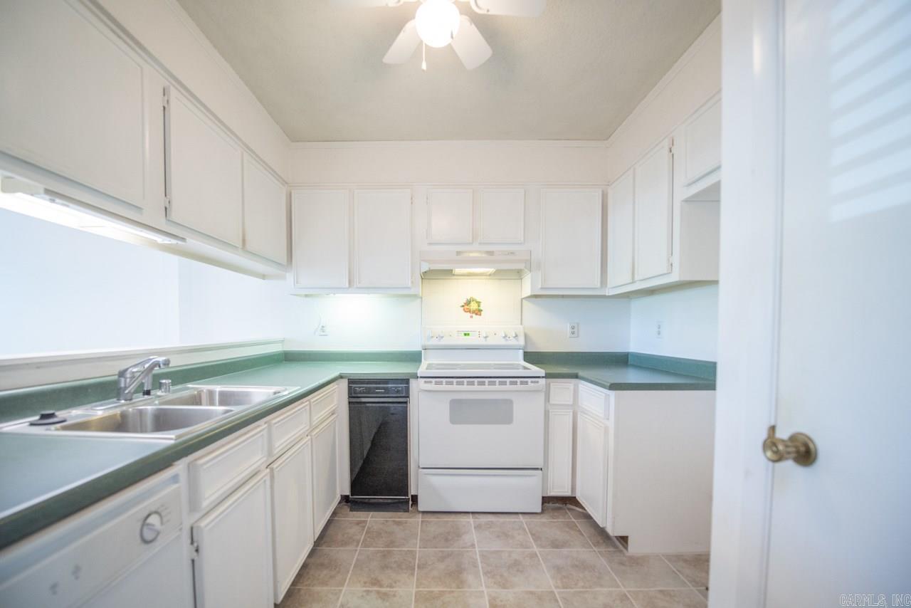 INDIAN HILLS - Residential