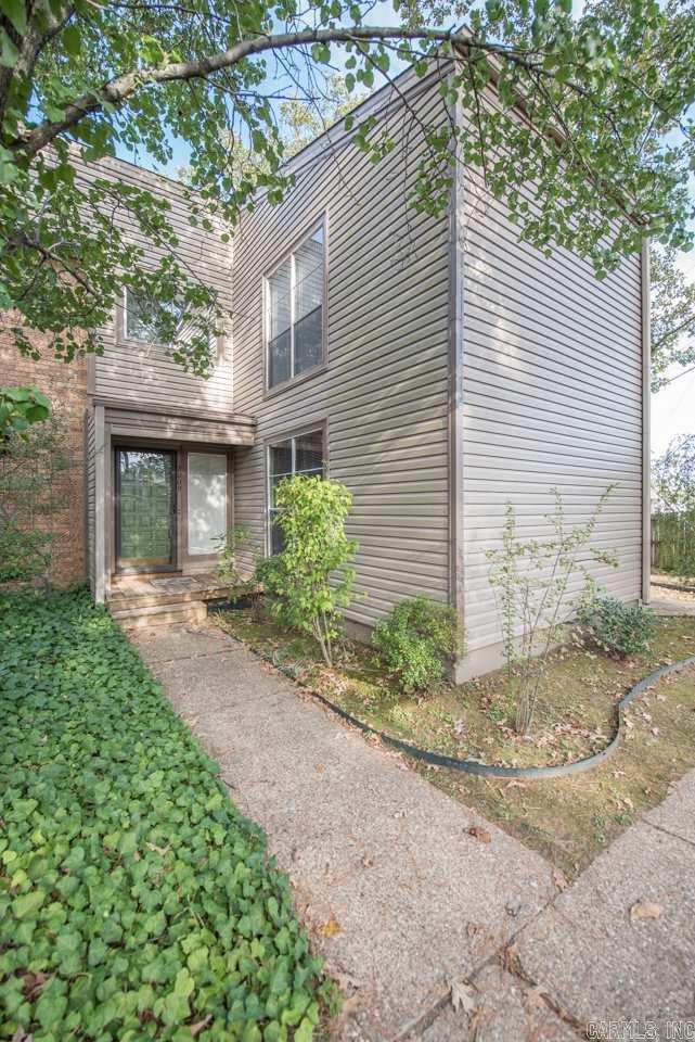 New UPDATES to this wonderful Indian Hills Condo conveniently located to shopping, restaurants, etc! New tile floors in baths and kitchen 2016. Freshly painted and new carpet downstairs 2016. Mstr & full bath on main level. Condo fee includes all exterior maintenance (roof, siding, vegetation) and also includes a nice pool and party pavilion. Roof 5 yrs; siding 10 yrs. LOW utilities and LOW maintenance on this shaded lot at the end of a dead end street. Easy to show. Schedule your showing today!