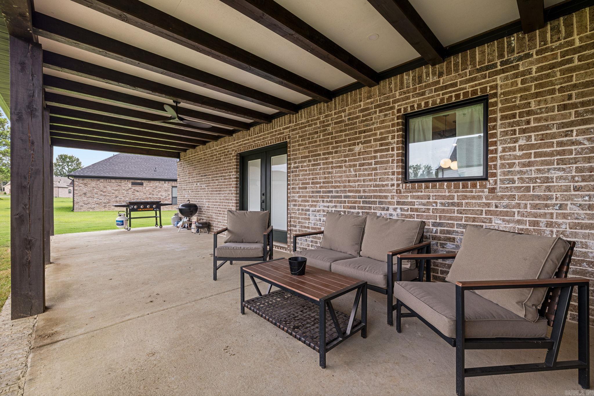 HIDDEN VALLEY ESTATES - Residential