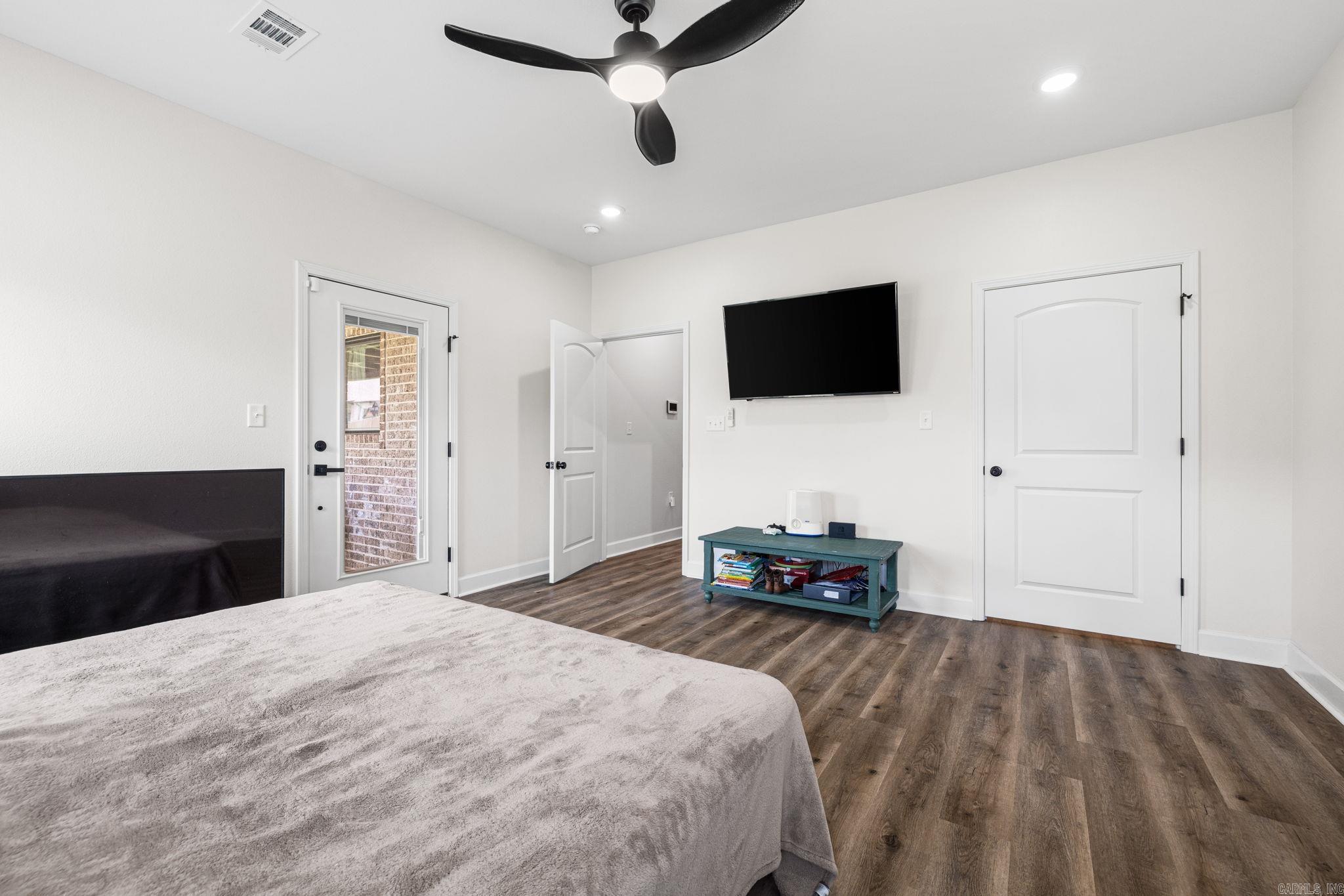 HIDDEN VALLEY ESTATES - Residential