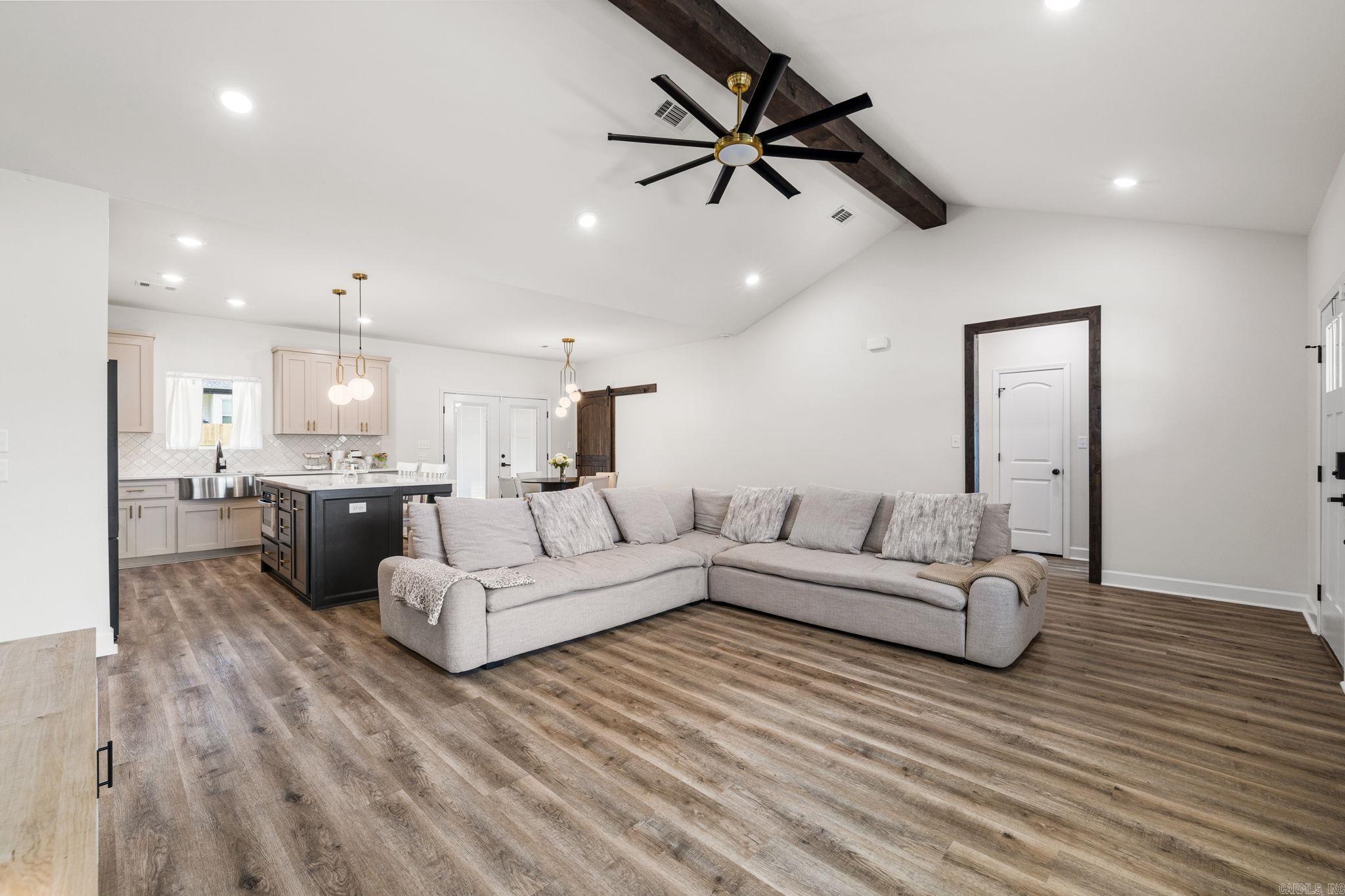 HIDDEN VALLEY ESTATES - Residential