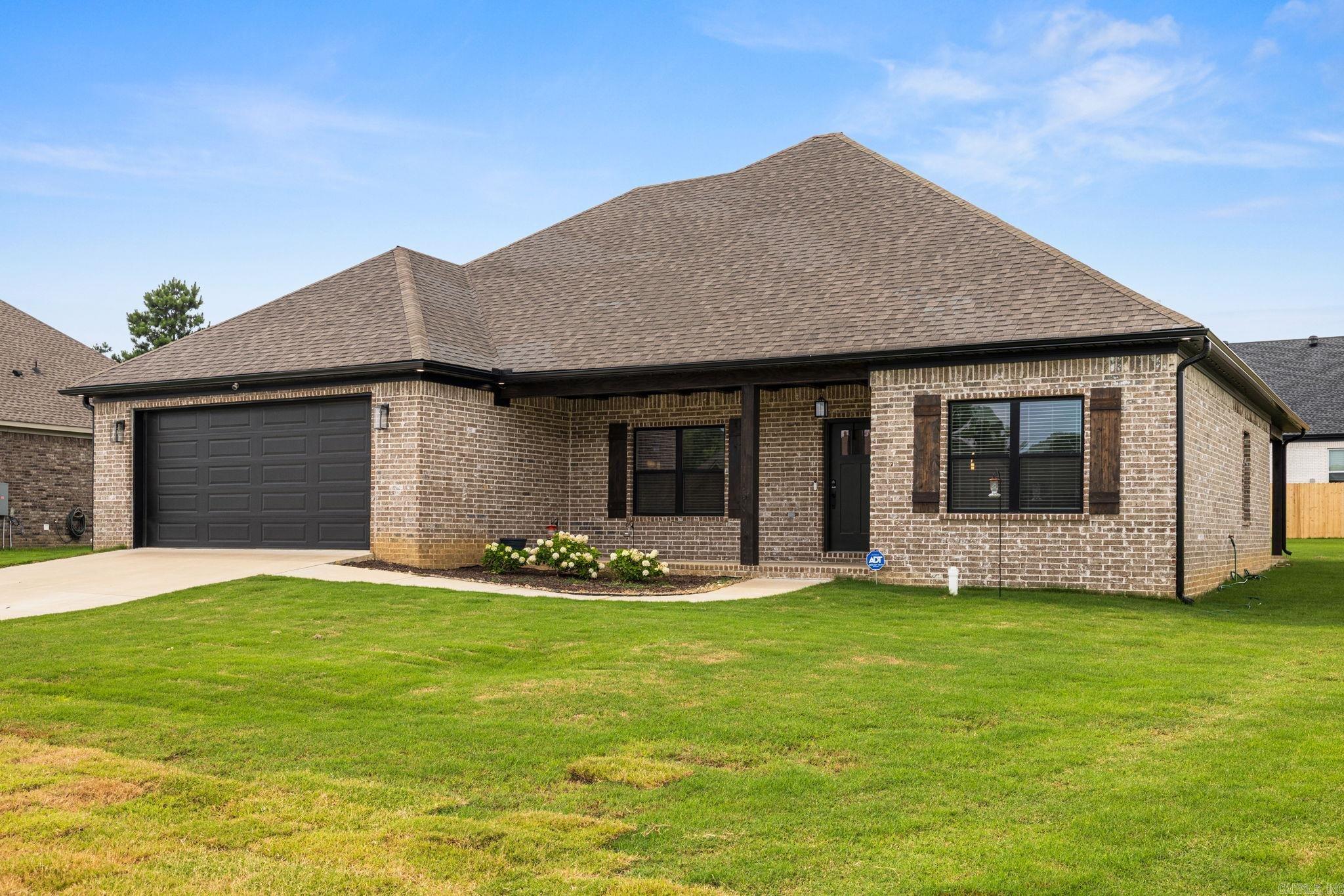 HIDDEN VALLEY ESTATES - Residential