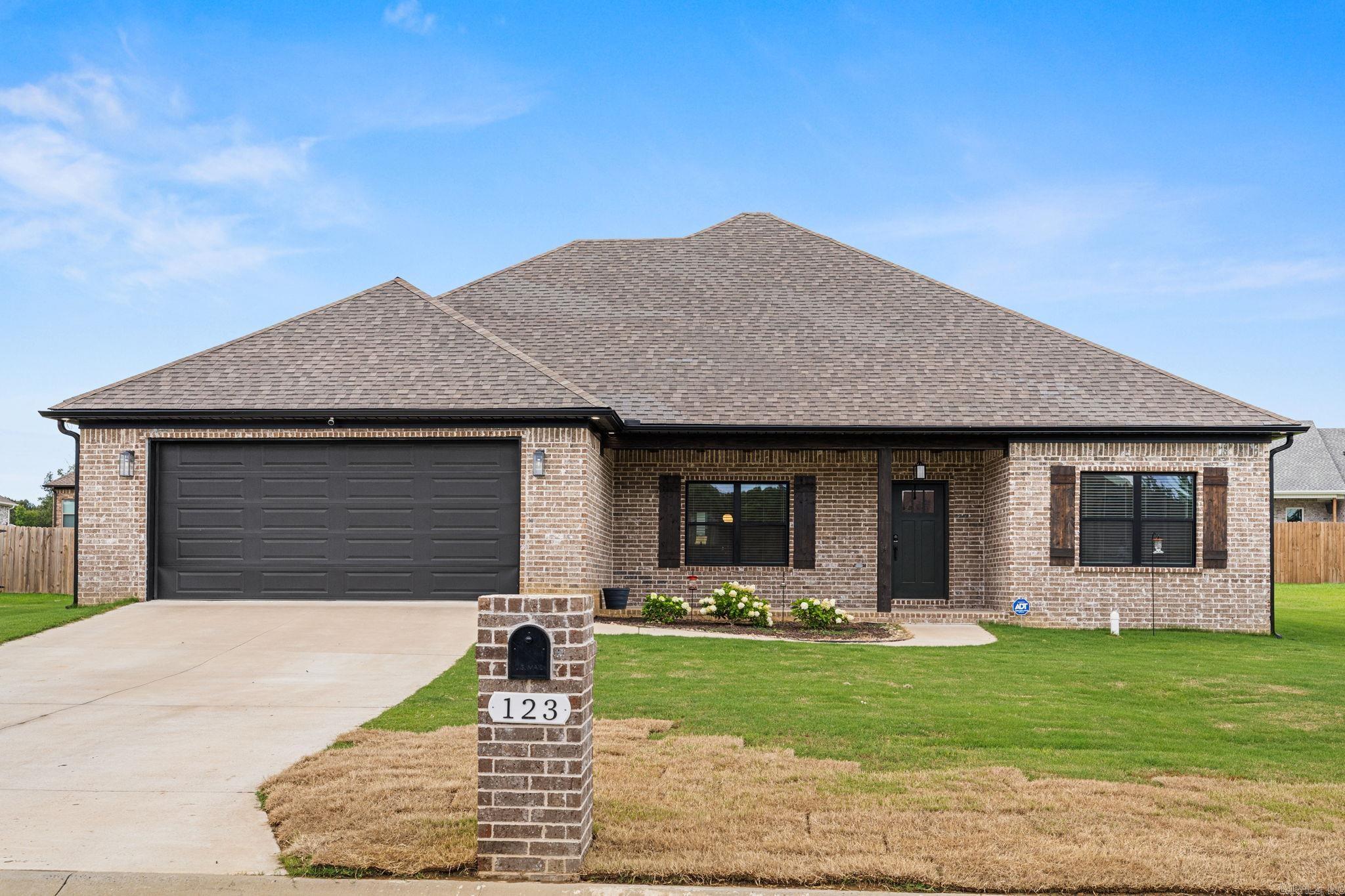 HIDDEN VALLEY ESTATES - Residential