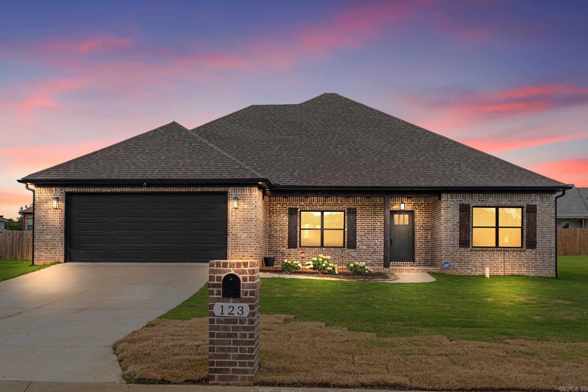 HIDDEN VALLEY ESTATES - Residential