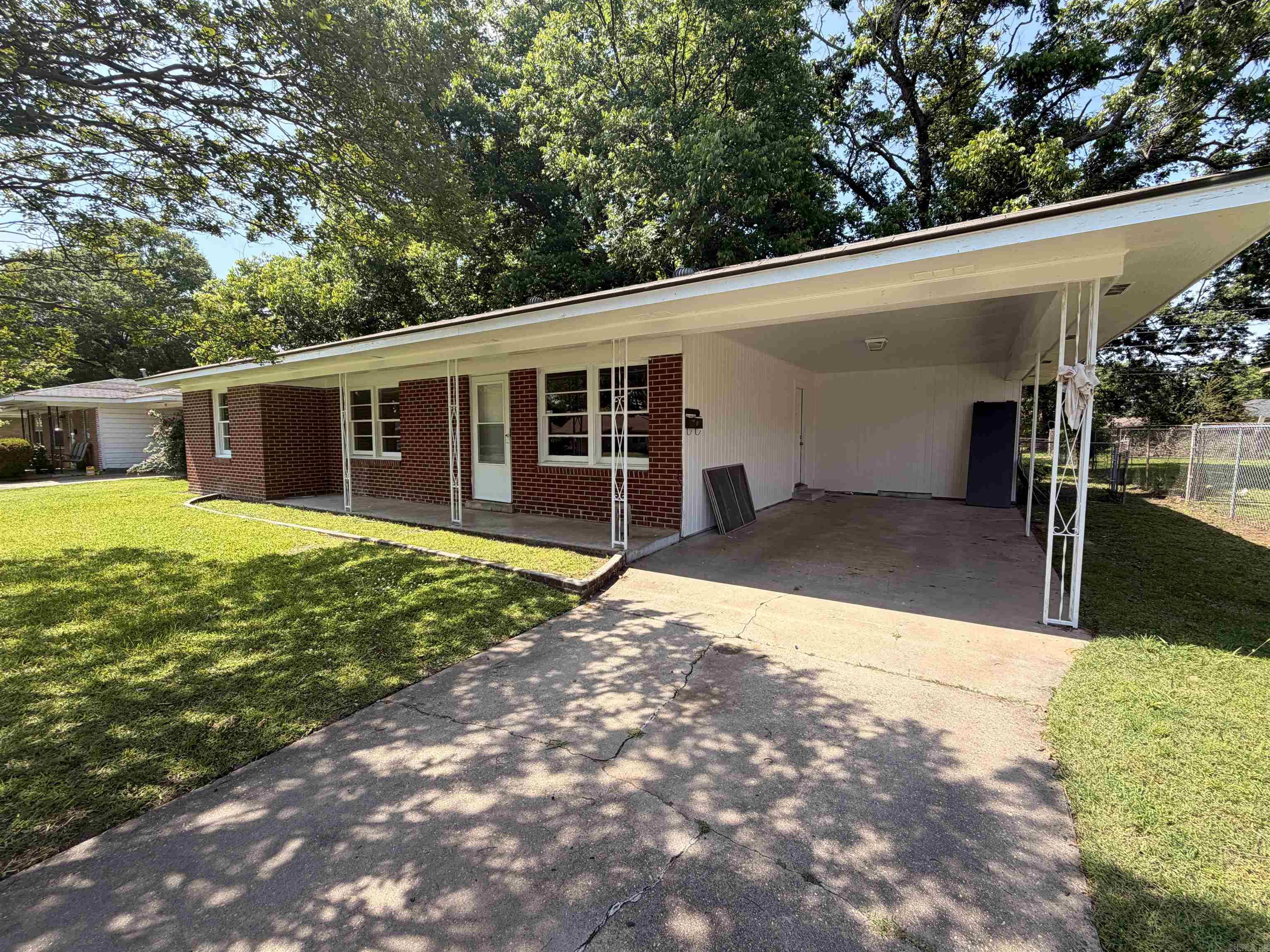 1801 Belmoor Drive resides in a well-established neighborhood. This residence showcases luxury vinyl flooring throughout, newly painted interiors, and modern appliances. The expansive great room is perfect for family gatherings, while the oversized backyard features two mature pecan trees that bear nuts.