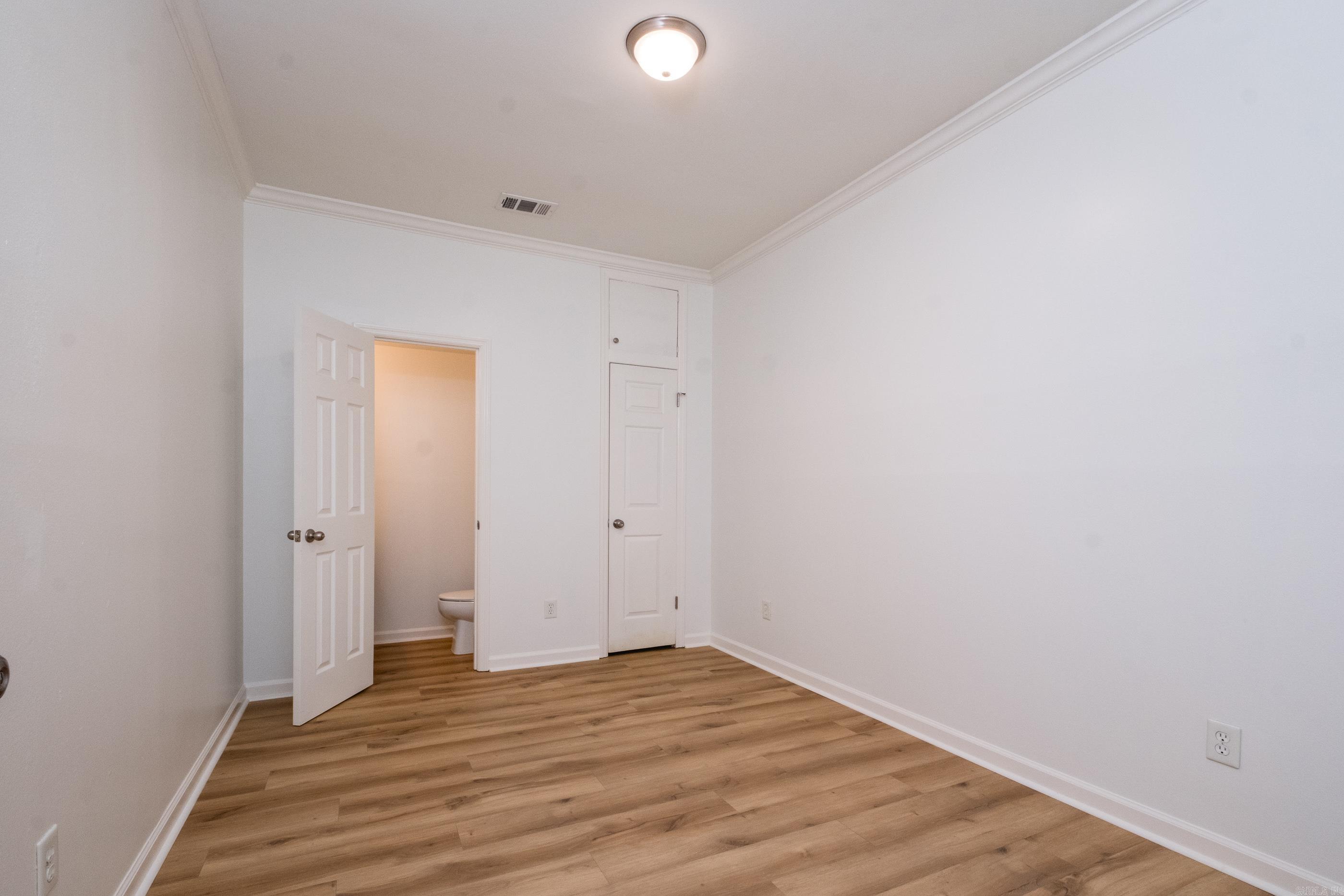 LINDEN COURT CONDO HPR - Residential