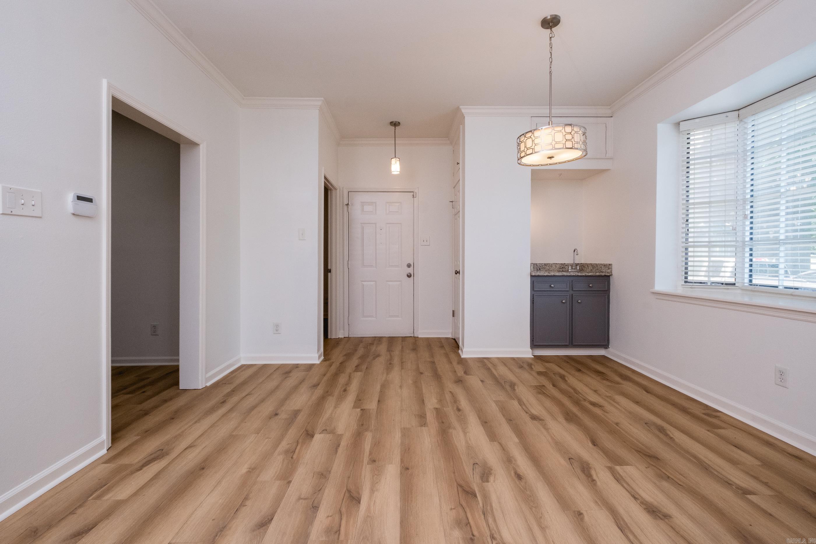 LINDEN COURT CONDO HPR - Residential